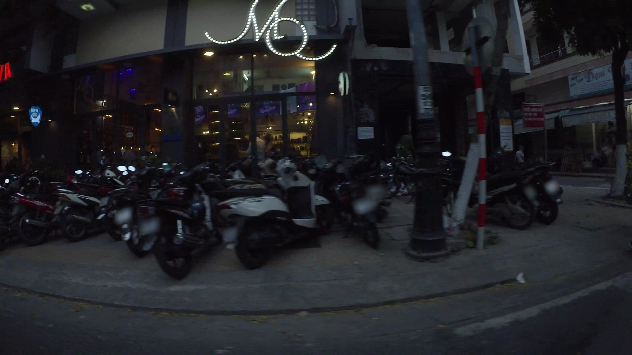 Street view near Liberty Hotel, Da Nang — © kaartcam (CC BY-SA · Mapillary)