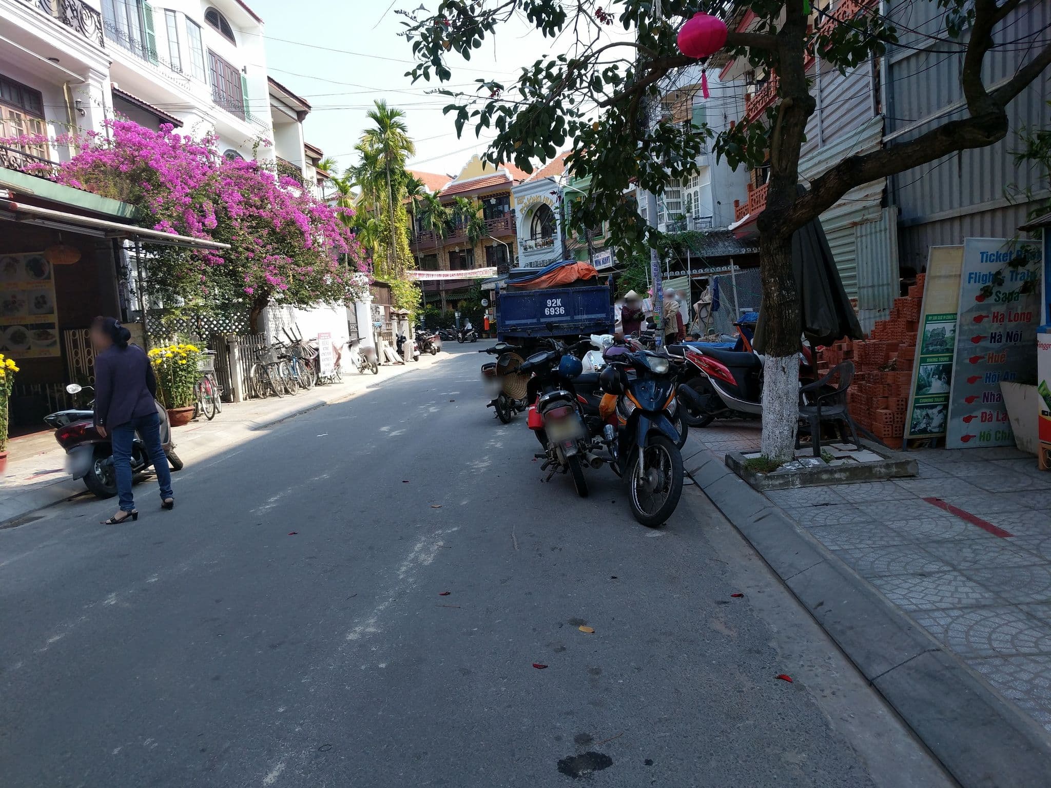 Street view near Thanh Binh III Hotel, Hoi An — © davidbdean (CC BY-SA · Mapillary)