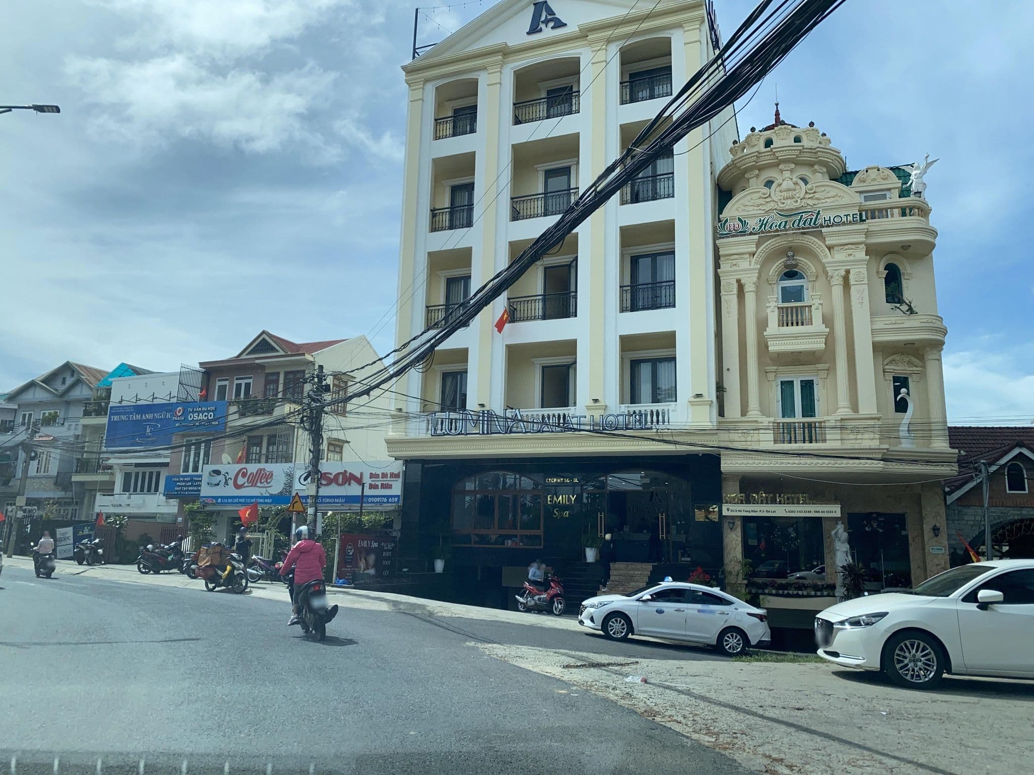 Street view near Thien Anh, Ðà Lạt — © DriveWithHoang (CC BY-SA · Mapillary)