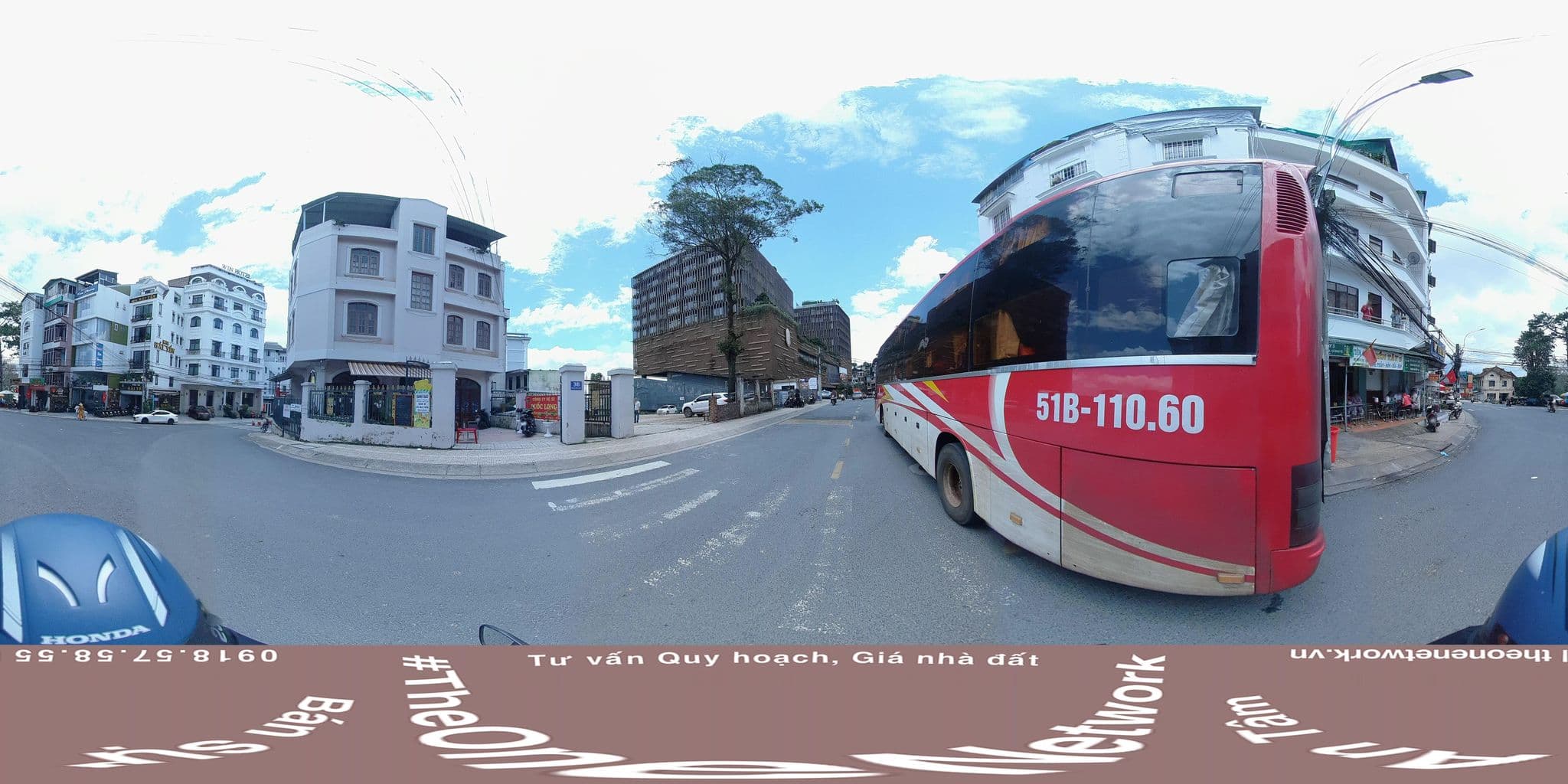 Street view near Nhà Nghĩ Hải Yến, Ðà Lạt — © theonenetwork (CC BY-SA · Mapillary)