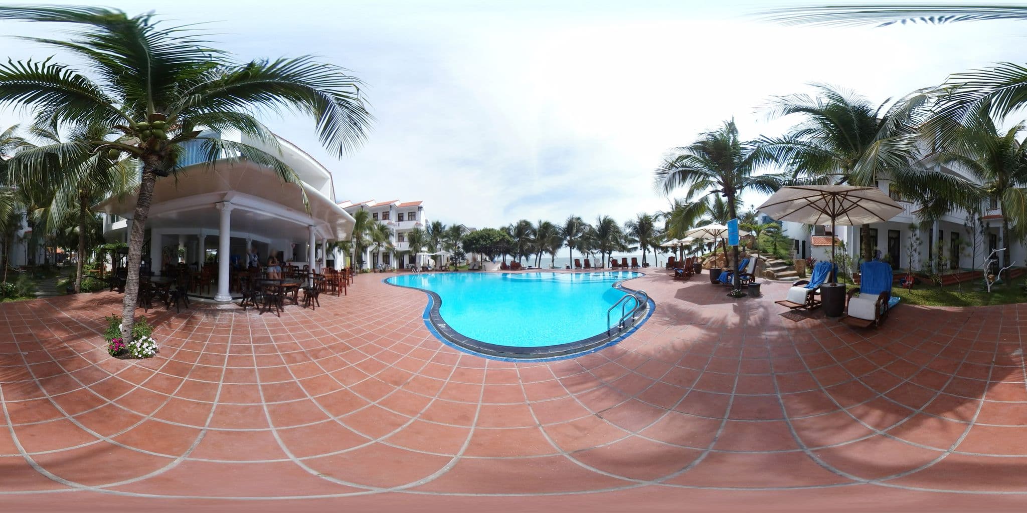 Street view near Tien Phat Resort, Mui Ne — © vlad_p (CC BY-SA · Mapillary)
