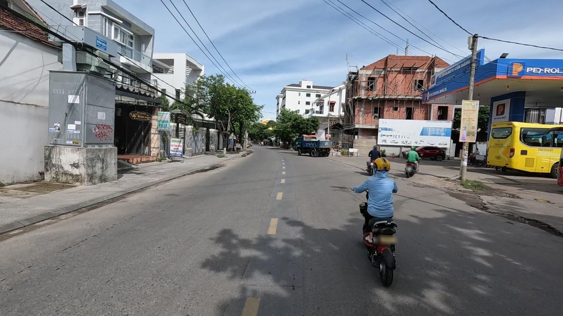 Street view near The Light Villa, Hoi An — © lucomsky (CC BY-SA · Mapillary)