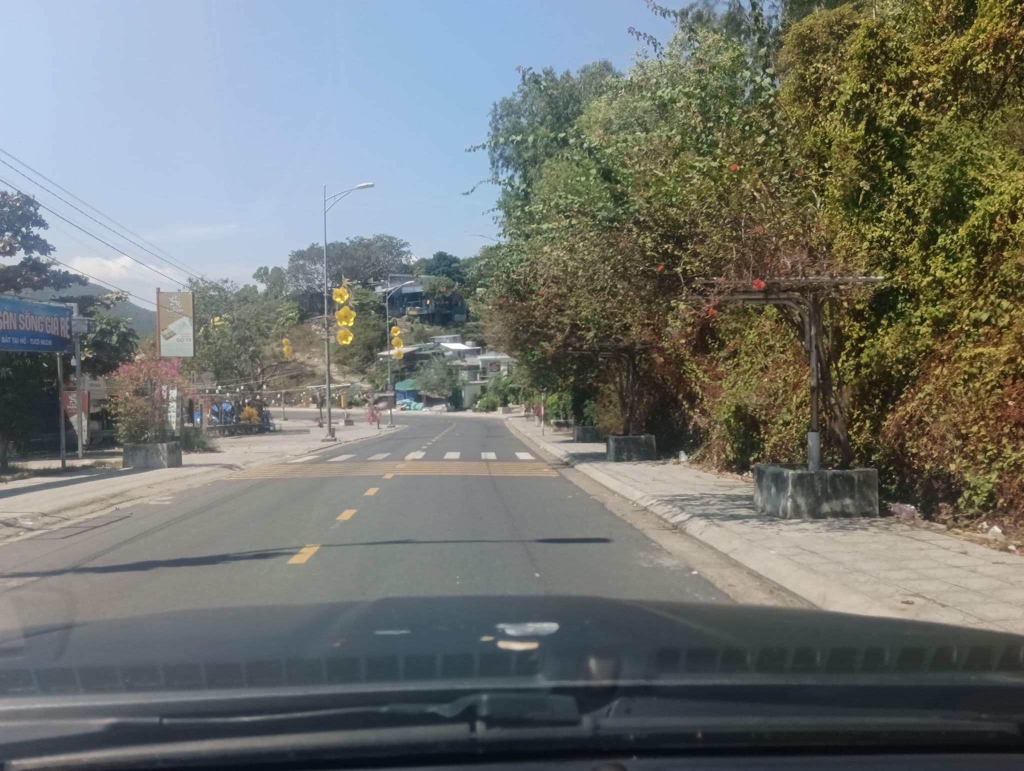 Street view near 베나자하우스, Nha Trang — © builangbat (CC BY-SA · Mapillary)