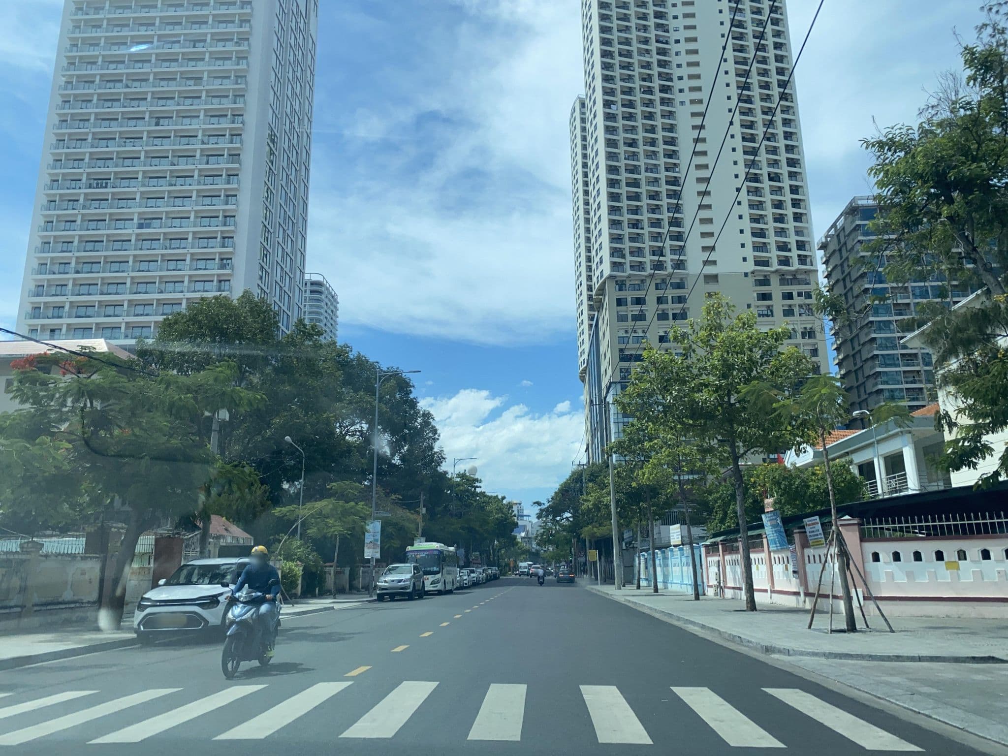 Street view near Goldcoast Apartments, Nha Trang — © DriveWithHoang (CC BY-SA · Mapillary)