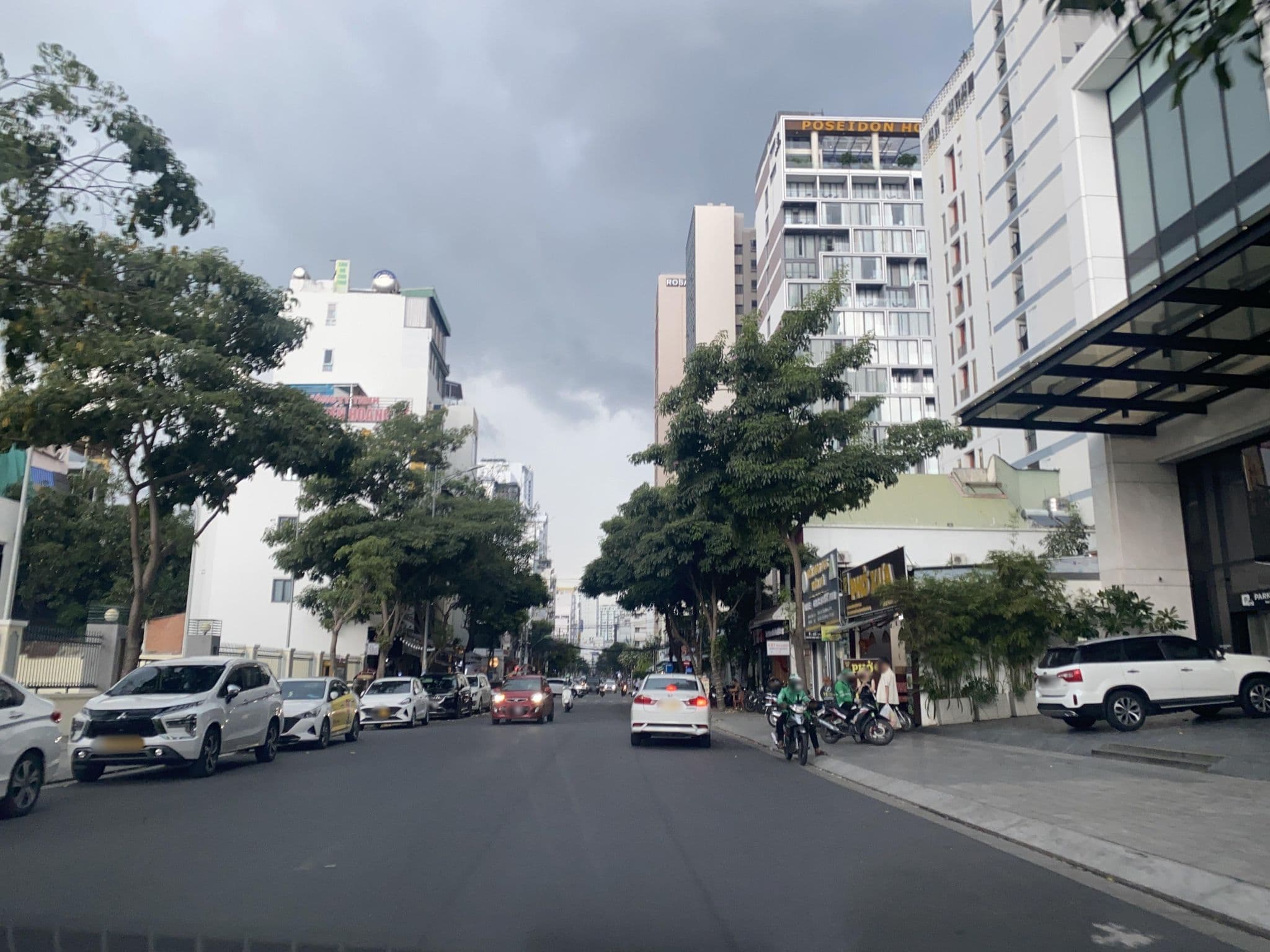 Street view near La Suisse Hotel, Nha Trang — © DriveWithHoang (CC BY-SA · Mapillary)