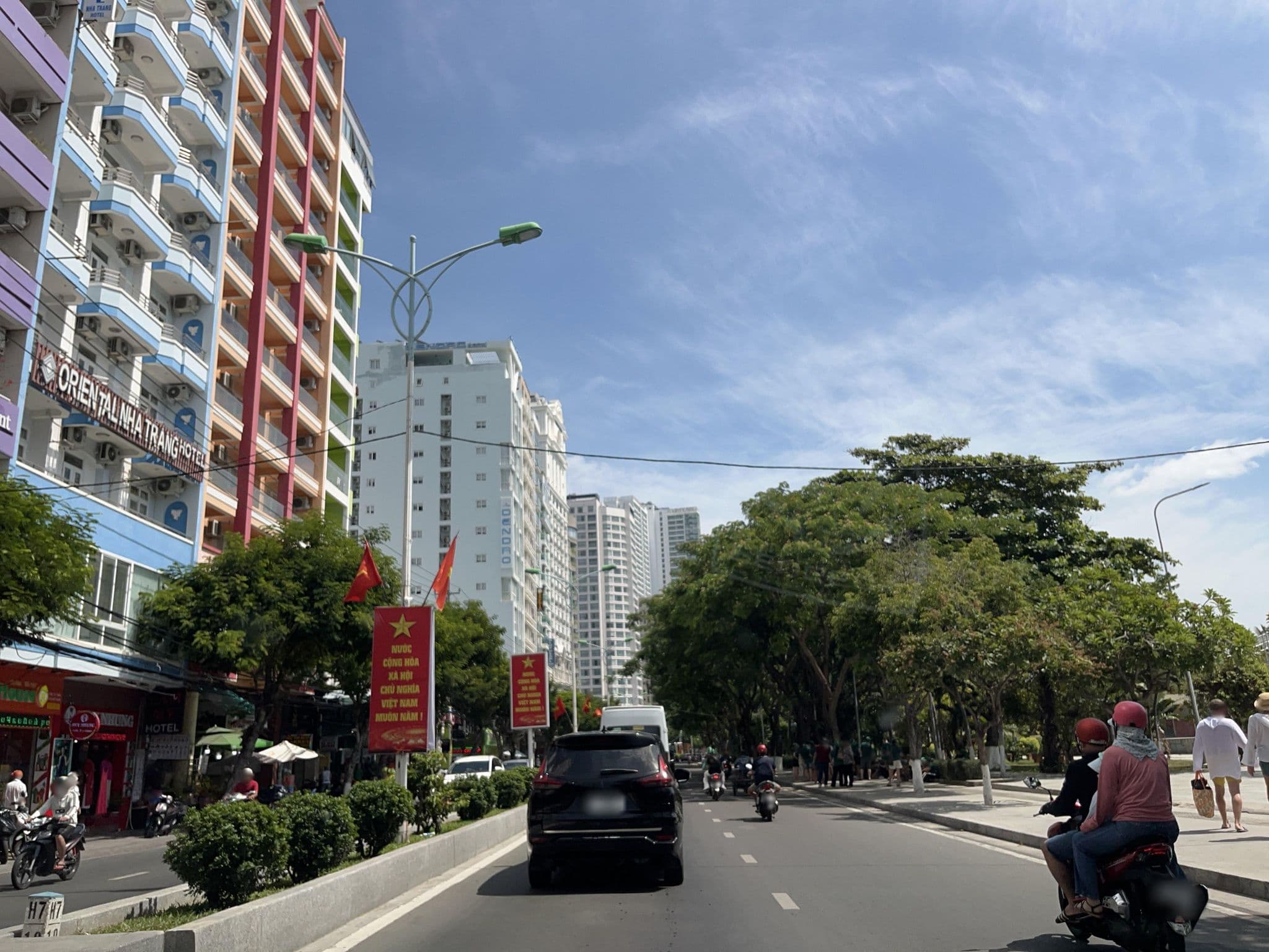 Street view near brandi hotel, Nha Trang — © DriveWithHoang (CC BY-SA · Mapillary)