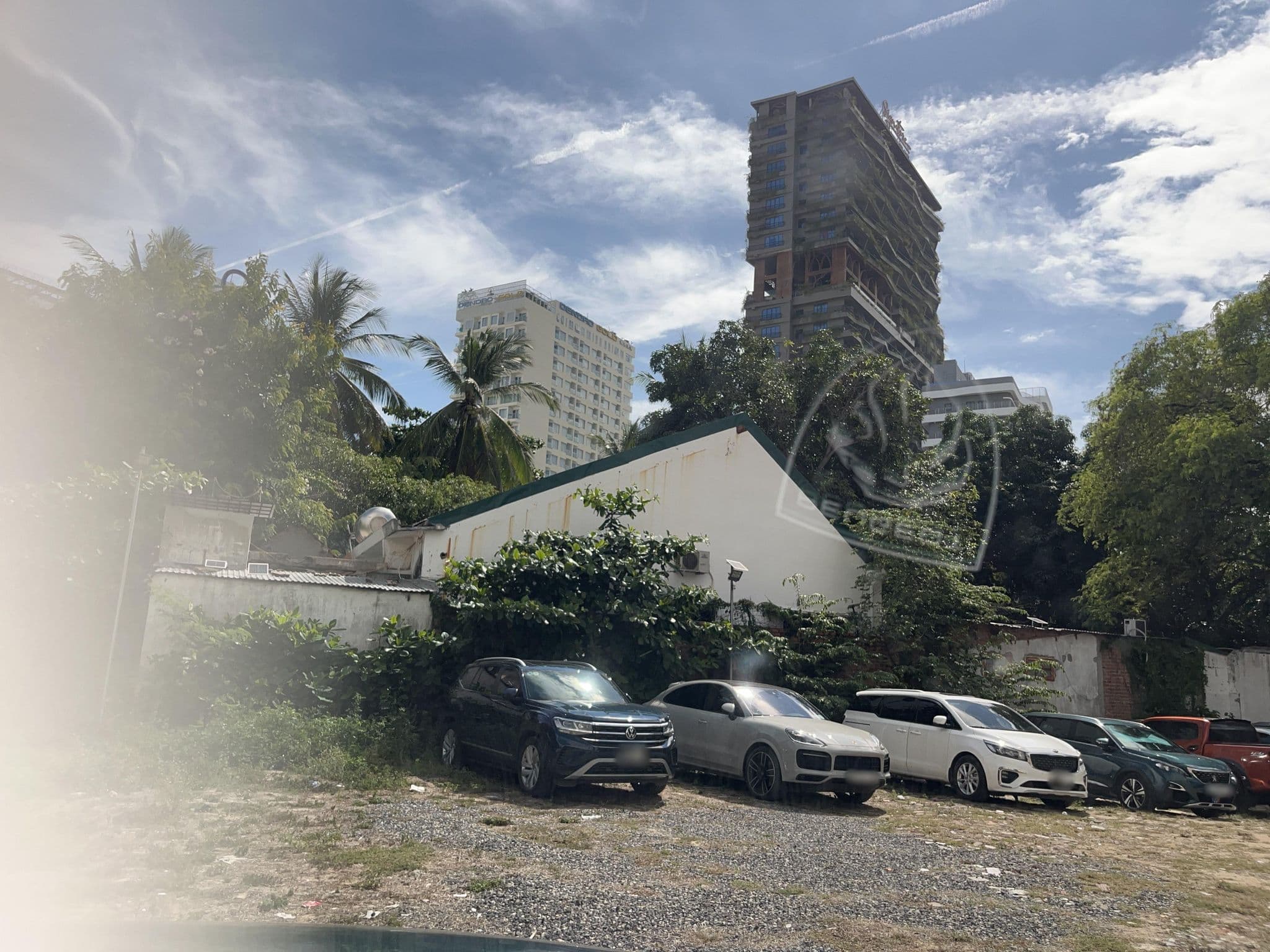 Street view near Queen Hotel, Nha Trang — © DriveWithHoang (CC BY-SA · Mapillary)
