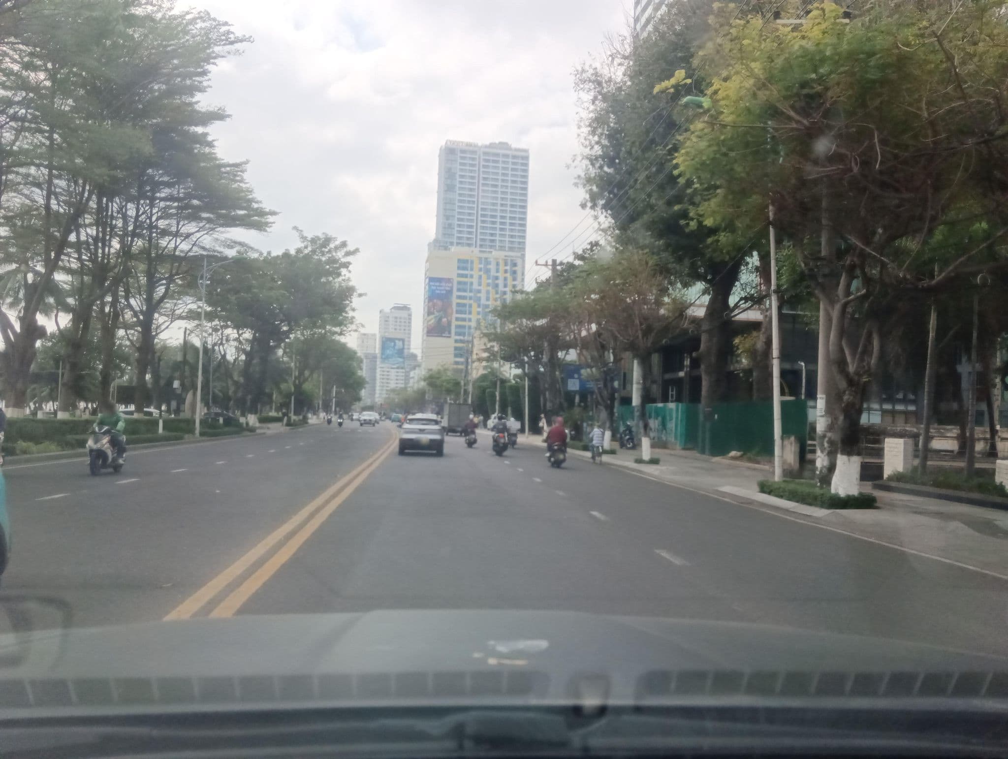 Street view near HTC Hotel, Nha Trang — © builangbat (CC BY-SA · Mapillary)