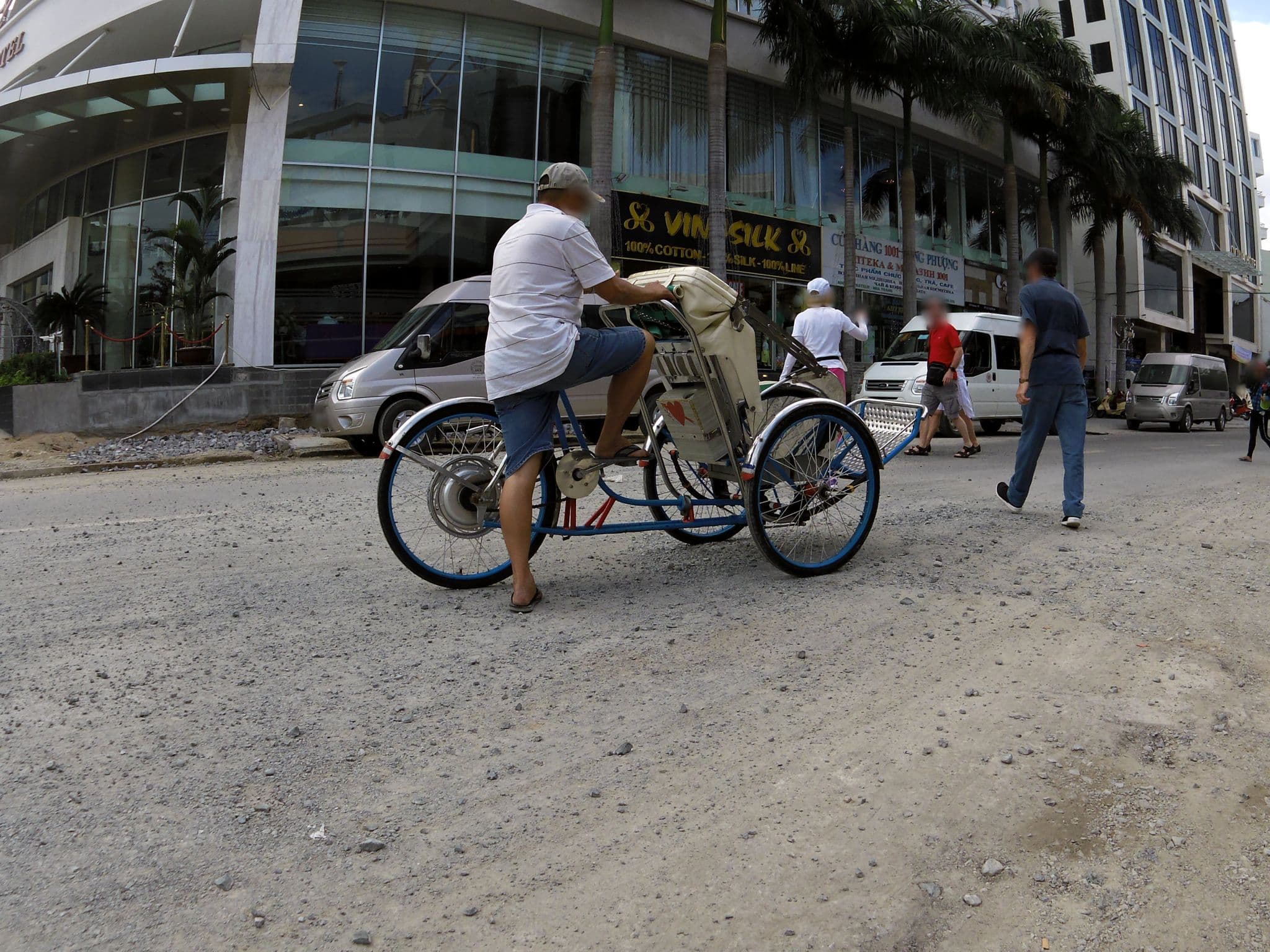 Street view near Michelia Hotel, Nha Trang — © skillsy (CC BY-SA · Mapillary)
