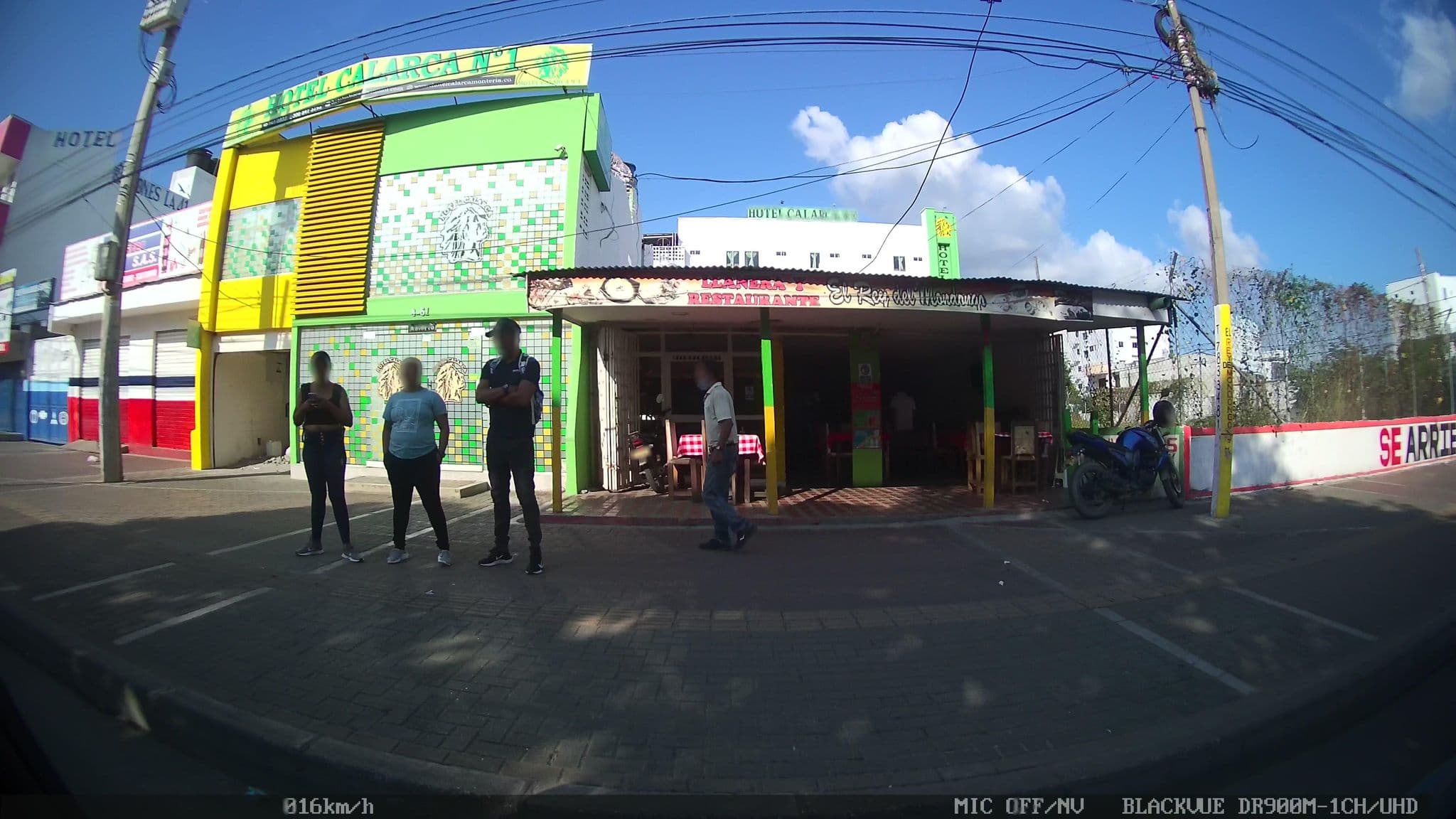Street view near Hotel Calarca, Montería — © kaart_2 (CC BY-SA · Mapillary)