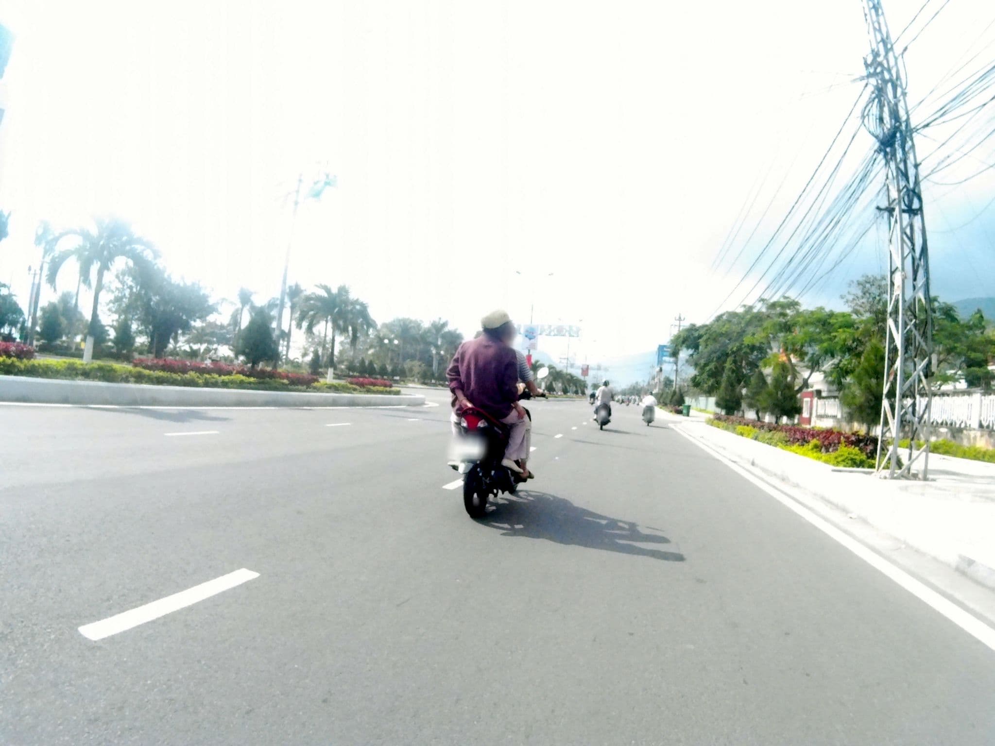 Street view near Huu Nghi, Qui Nhon — © suki52 (CC BY-SA · Mapillary)