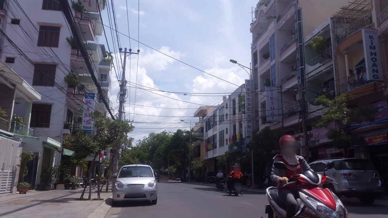 Street view near Kim's hotel, Nha Trang — © hoangvietanh (CC BY-SA · Mapillary)
