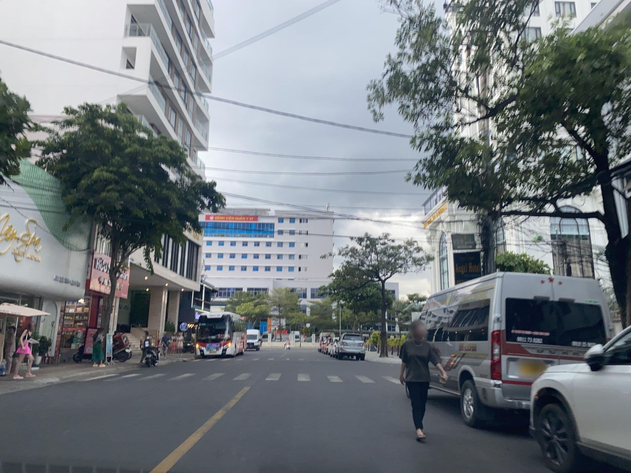 Street view near Stella Maris, Nha Trang — © DriveWithHoang (CC BY-SA · Mapillary)