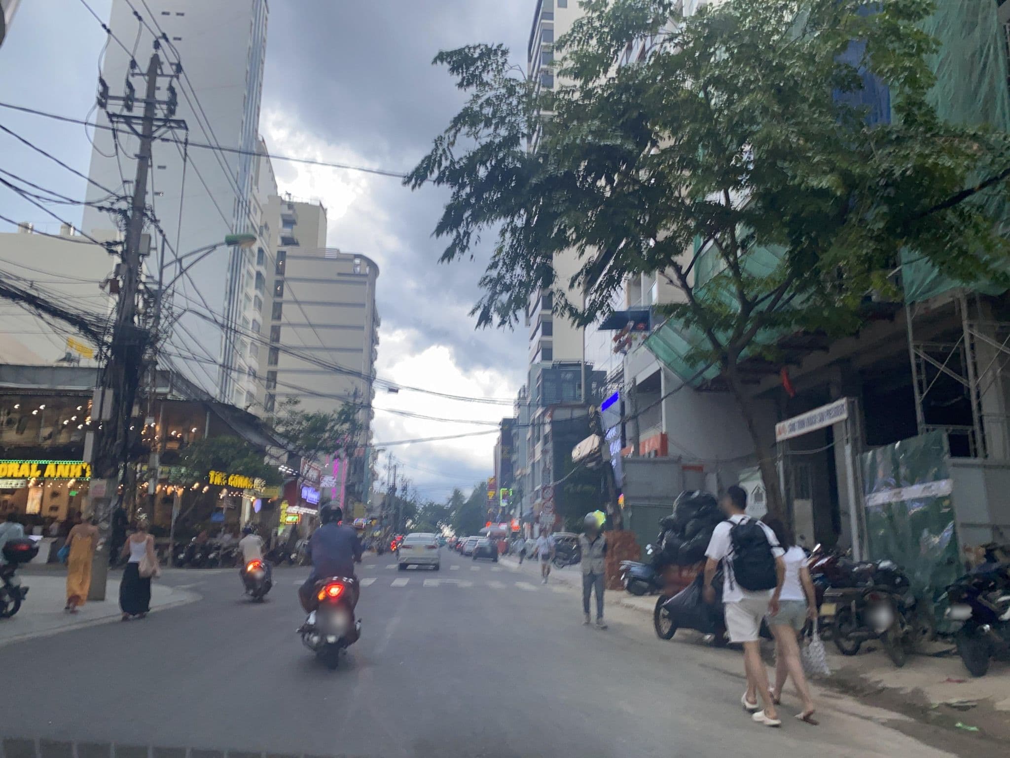 Street view near Ngoc Thach Hotel, Nha Trang — © DriveWithHoang (CC BY-SA · Mapillary)