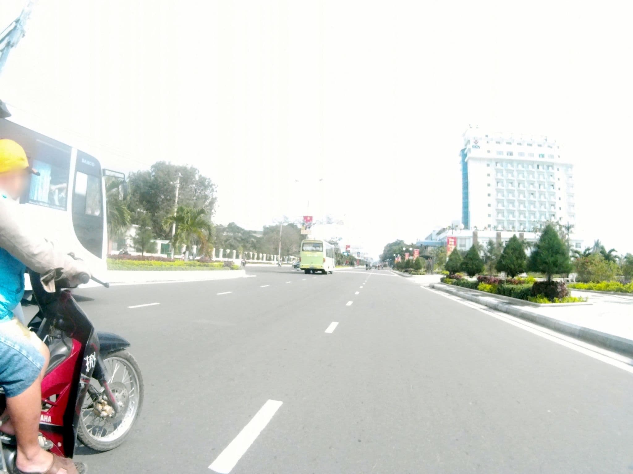 Street view near Au Co, Qui Nhon — © suki52 (CC BY-SA · Mapillary)