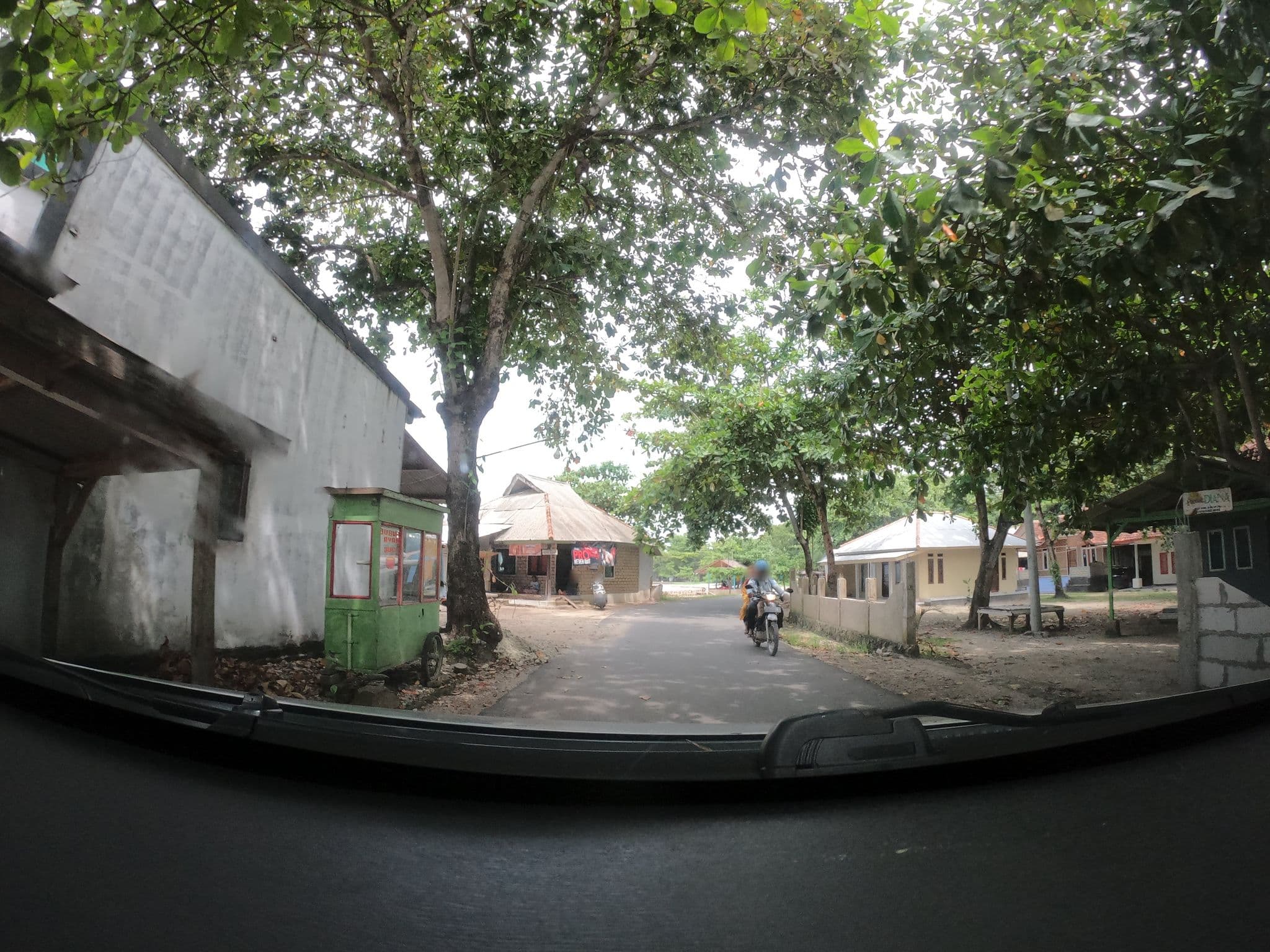 Street view near Pondok Diana, Pelabuhanratu — © azwar19 (CC BY-SA · Mapillary)