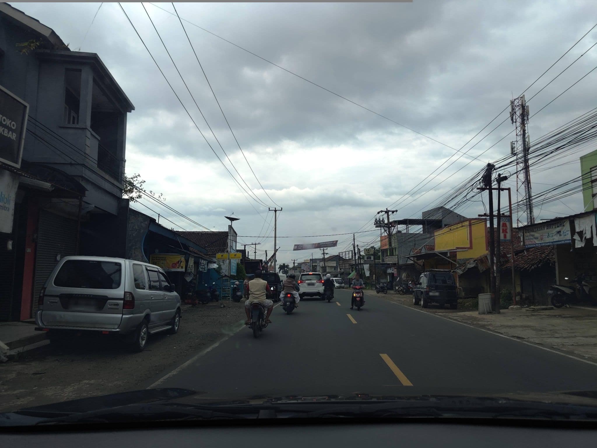 Street view near Augusta Hotel, Sukabumi — © FotoPeta (CC BY-SA · Mapillary)