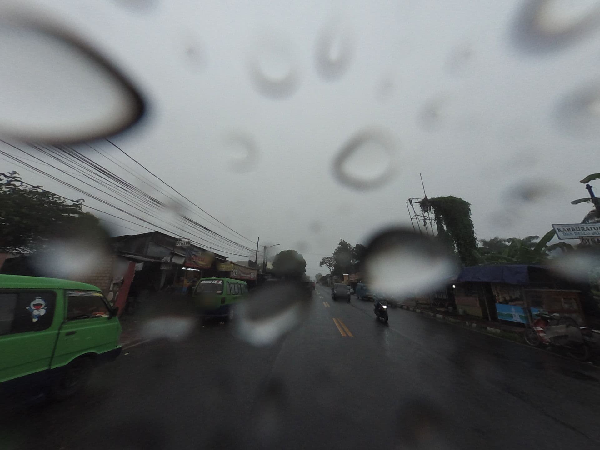 Street view near Hotel sigaluh, Caringin — © rizkaiwanda (CC BY-SA · Mapillary)