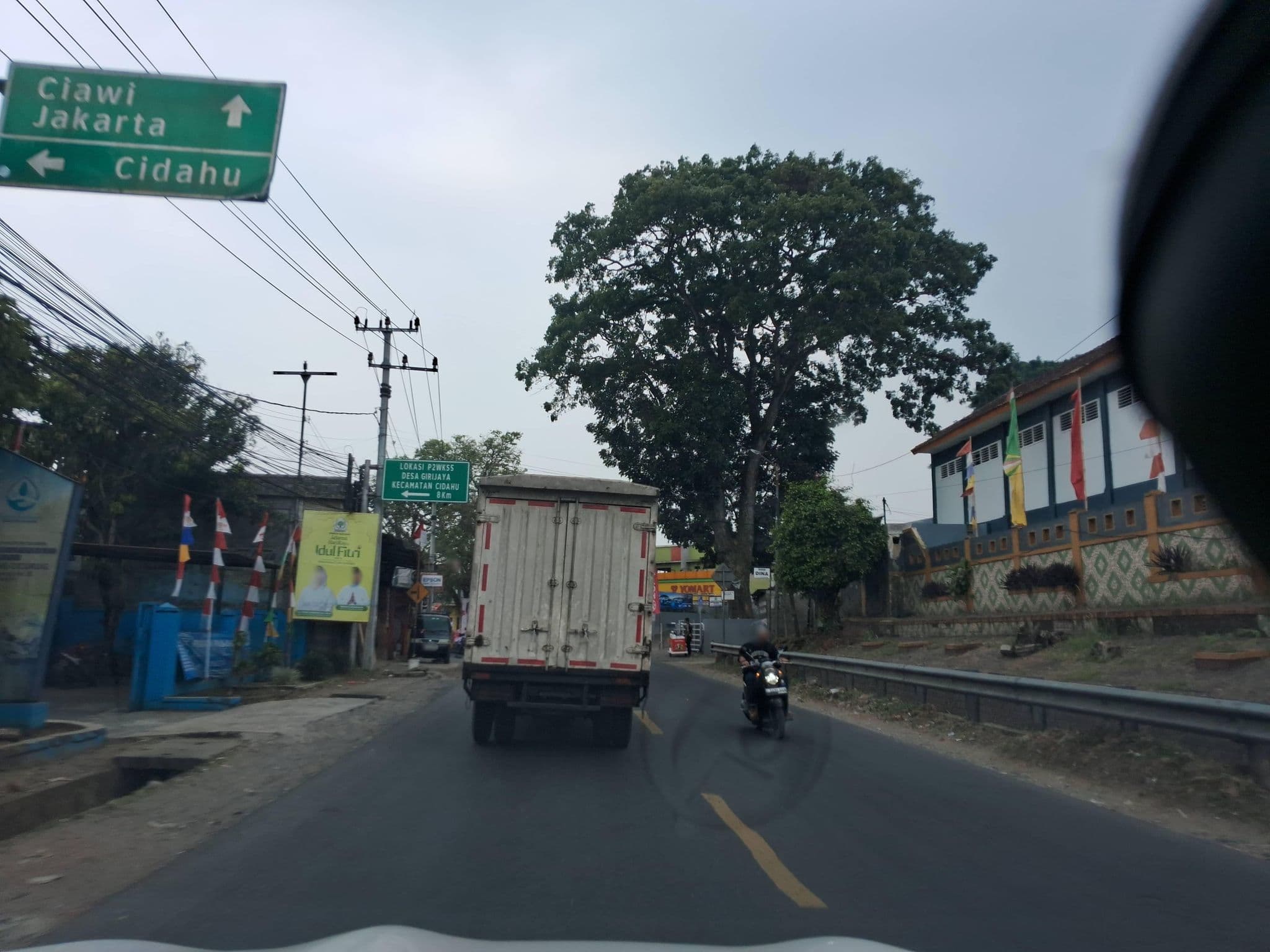 Street view near Hotel Pantai Indah Pangandaran, Cicurug — © Kaart_Local (CC BY-SA · Mapillary)