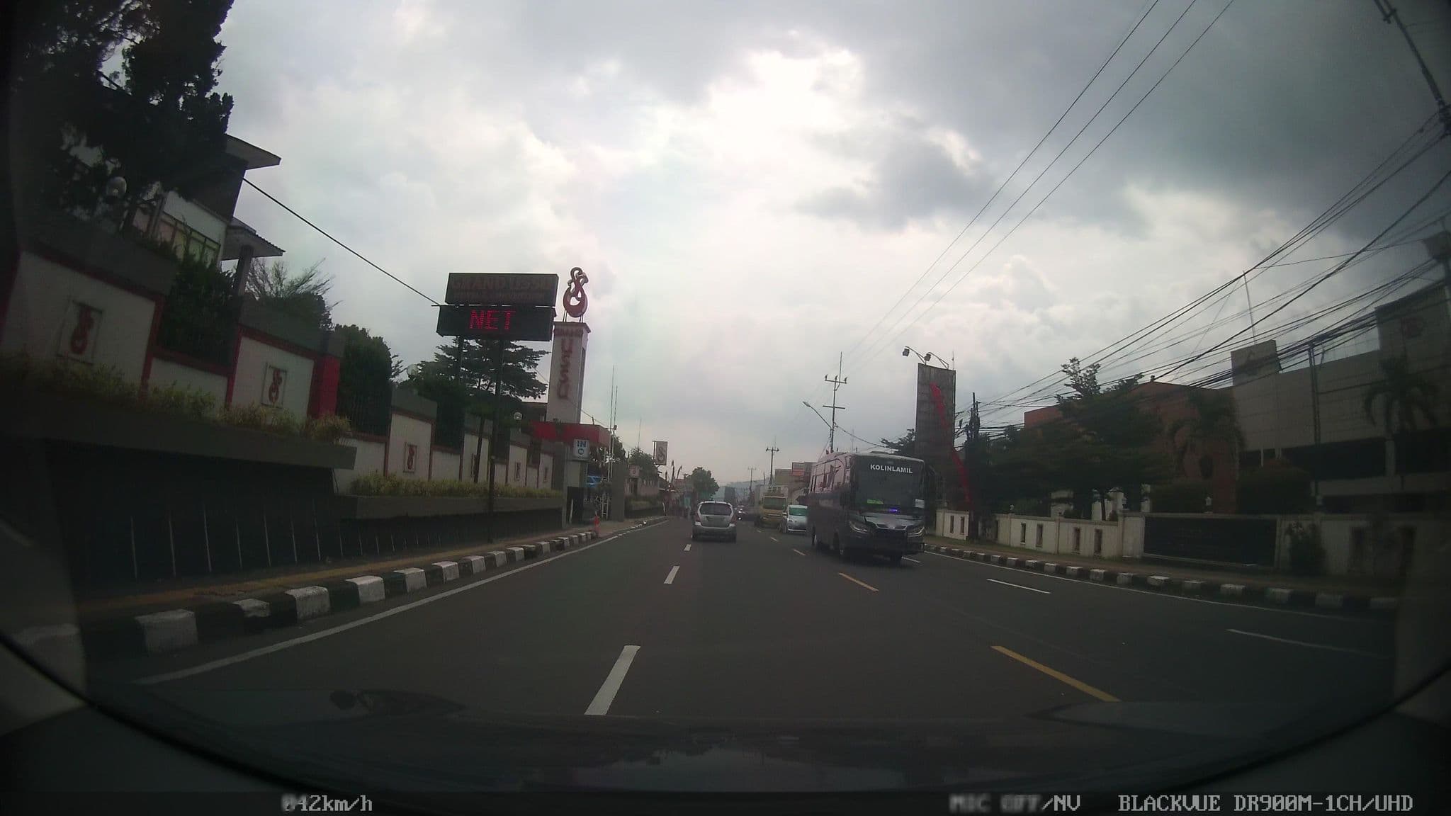 Street view near Garbella room 156, Caringin — © kaart_2 (CC BY-SA · Mapillary)