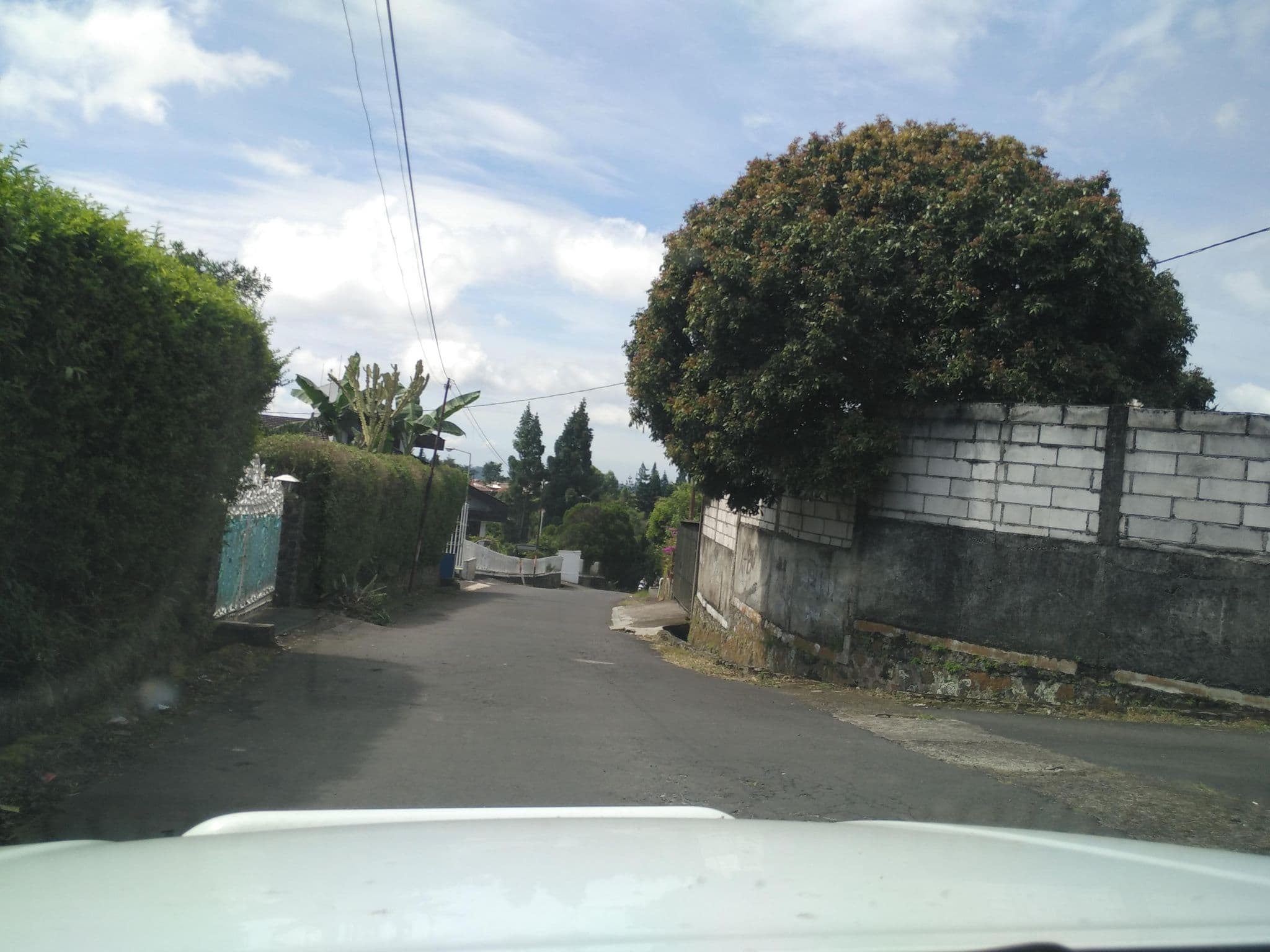 Street view near Resort Prima Coolibah, Cianjur — © roadroid (CC BY-SA · Mapillary)