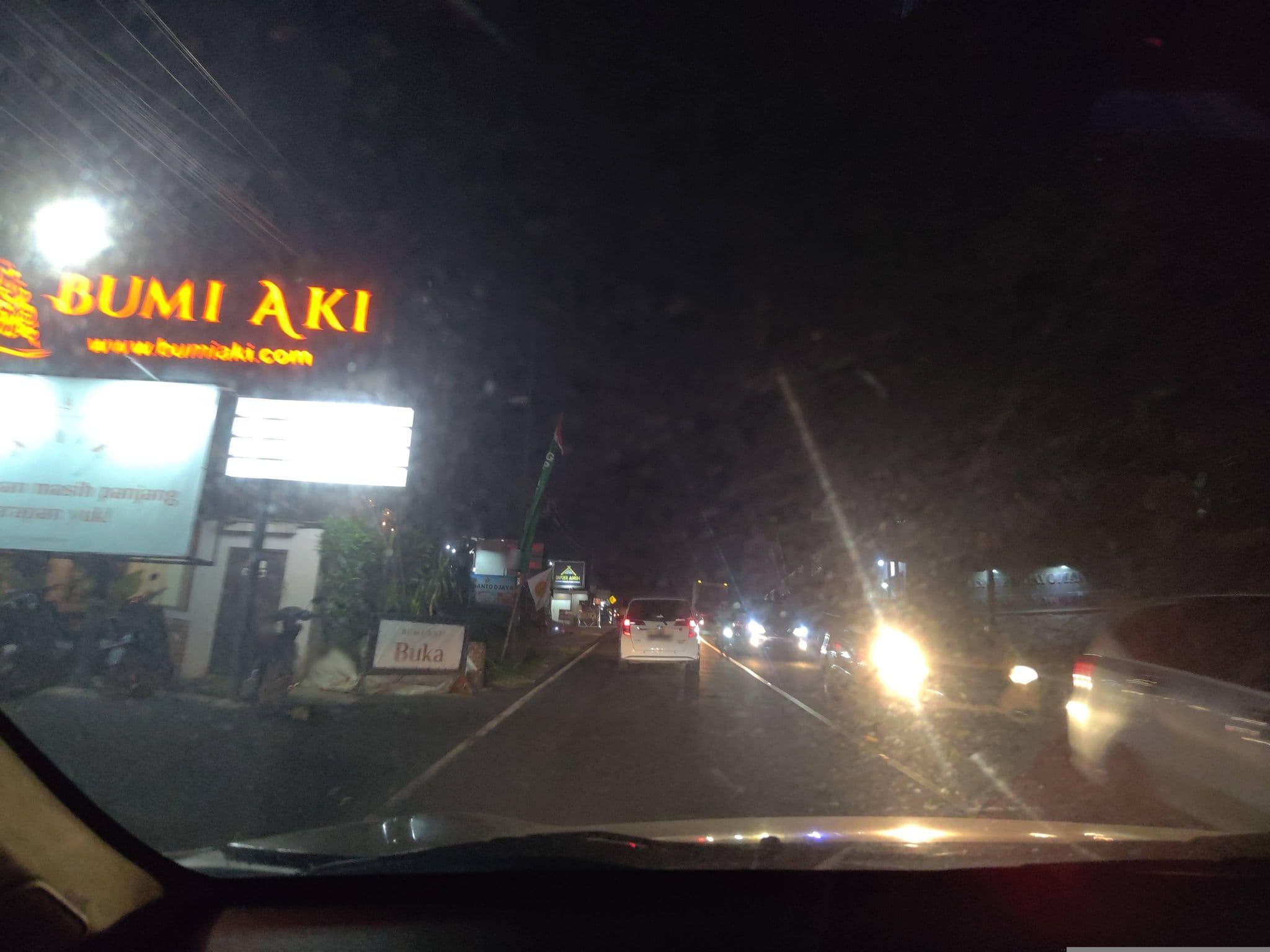 Street view near Hotel Priority, Caringin — © FotoPeta (CC BY-SA · Mapillary)