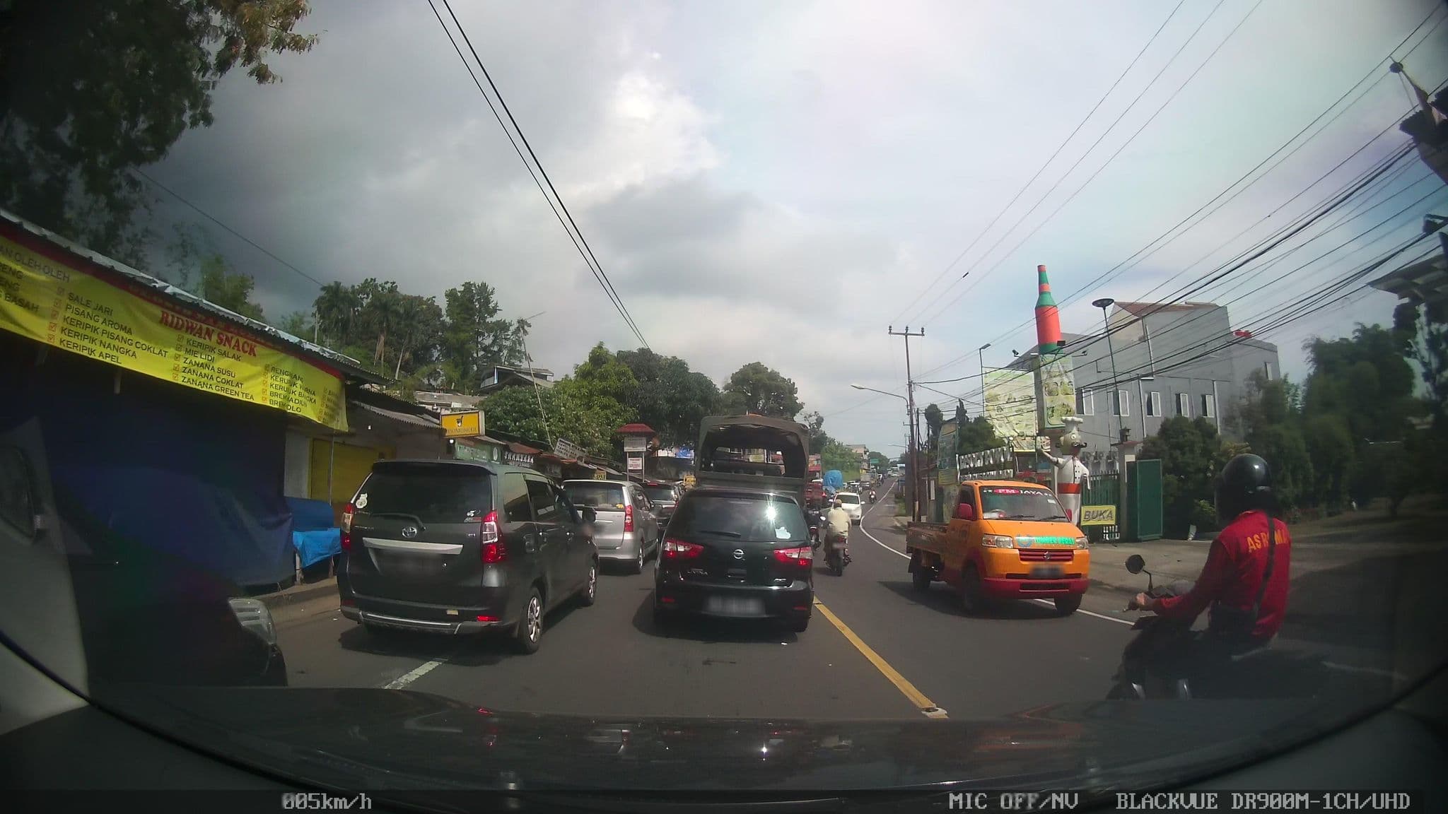 Street view near Vila Jati Mas Hijau, Caringin — © kaart_2 (CC BY-SA · Mapillary)