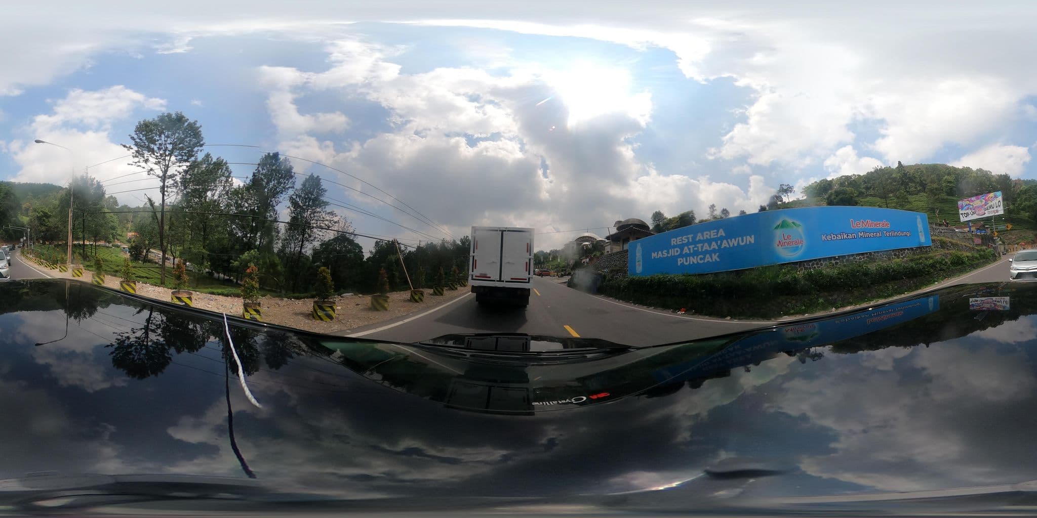 Street view near The Jayakarta "Inn & Villas", Caringin — © rgtm_ryuiki (CC BY-SA · Mapillary)
