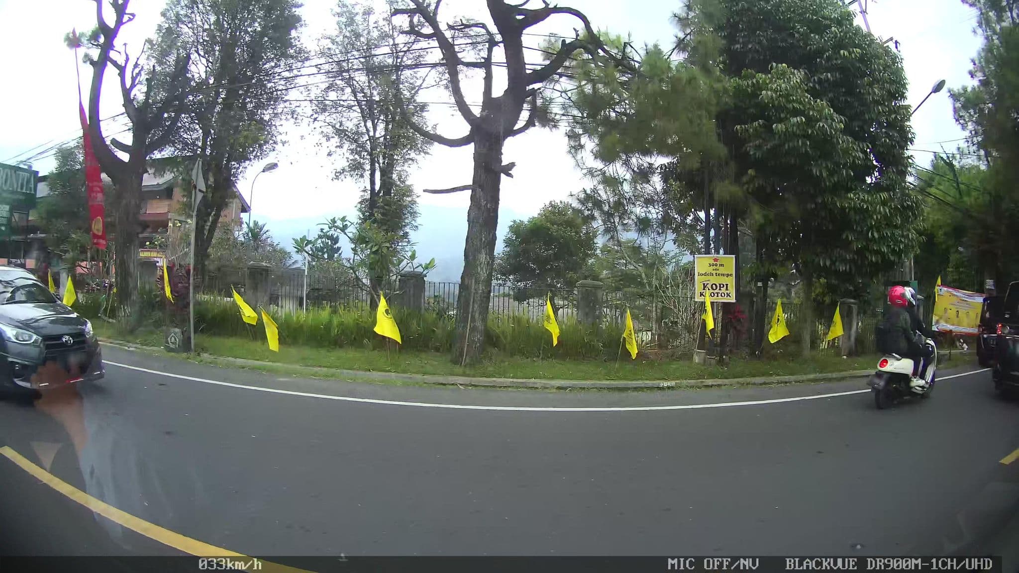 Street view near Hotel Bonita, Caringin — © kaart_2 (CC BY-SA · Mapillary)
