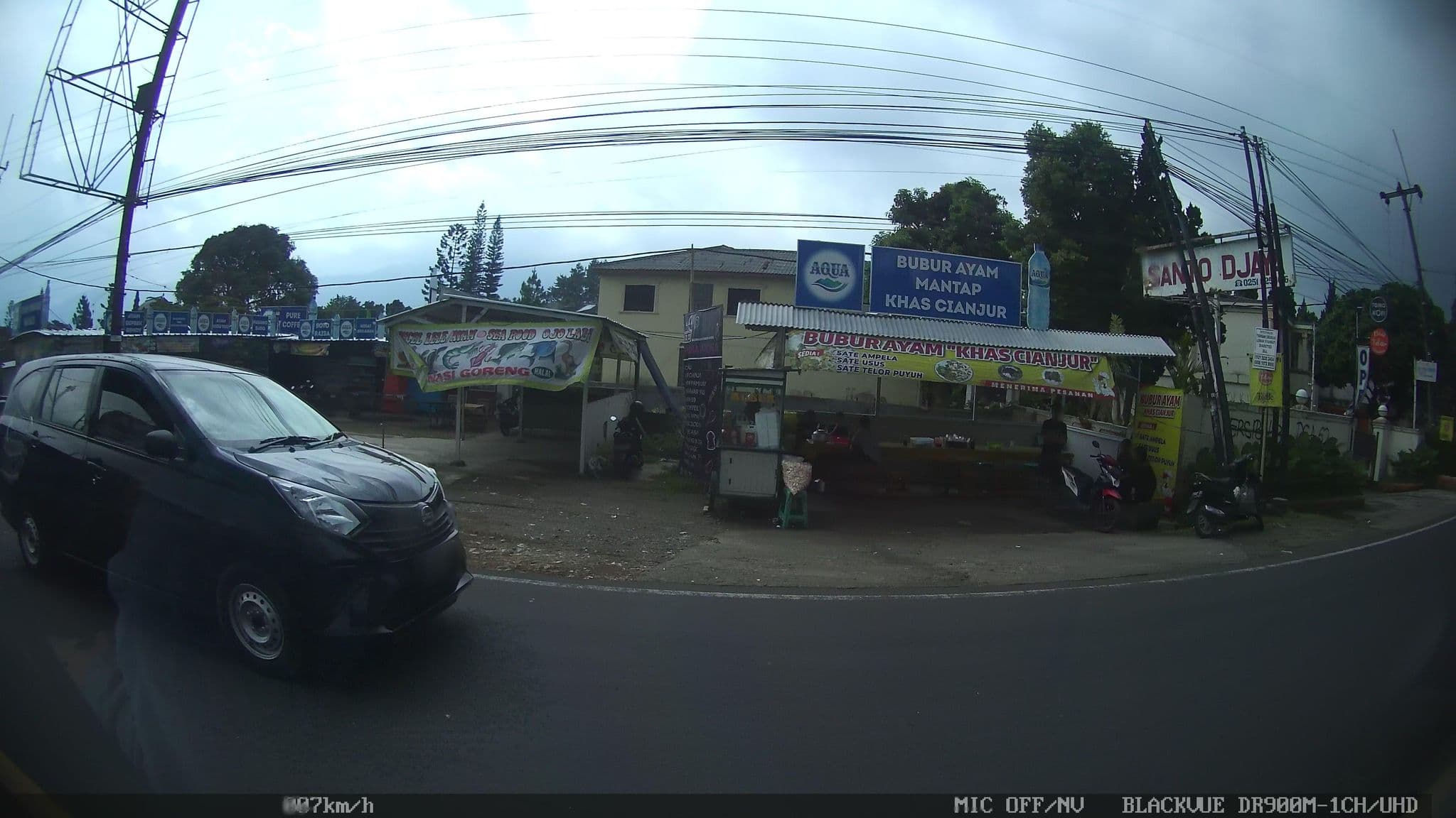 Street view near cibulan suites, Caringin — © kaart_2 (CC BY-SA · Mapillary)
