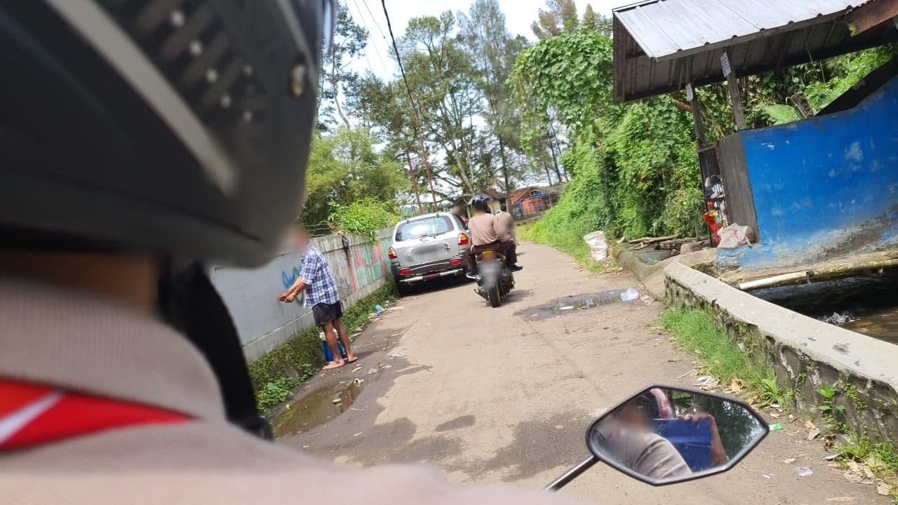 Street view near Grand Cempaka Resort, Caringin — © smaart (CC BY-SA · Mapillary)