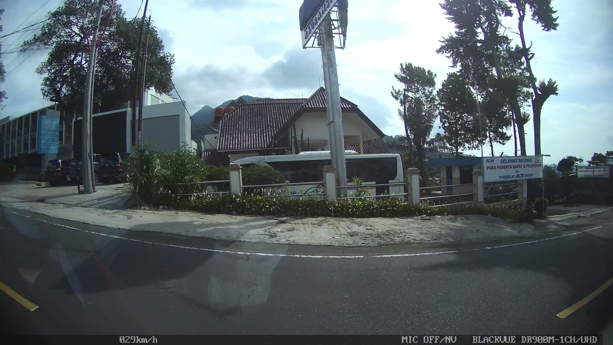 Street view near Pusdiklat ACA Ciloto, Cianjur — © kaart_2 (CC BY-SA · Mapillary)
