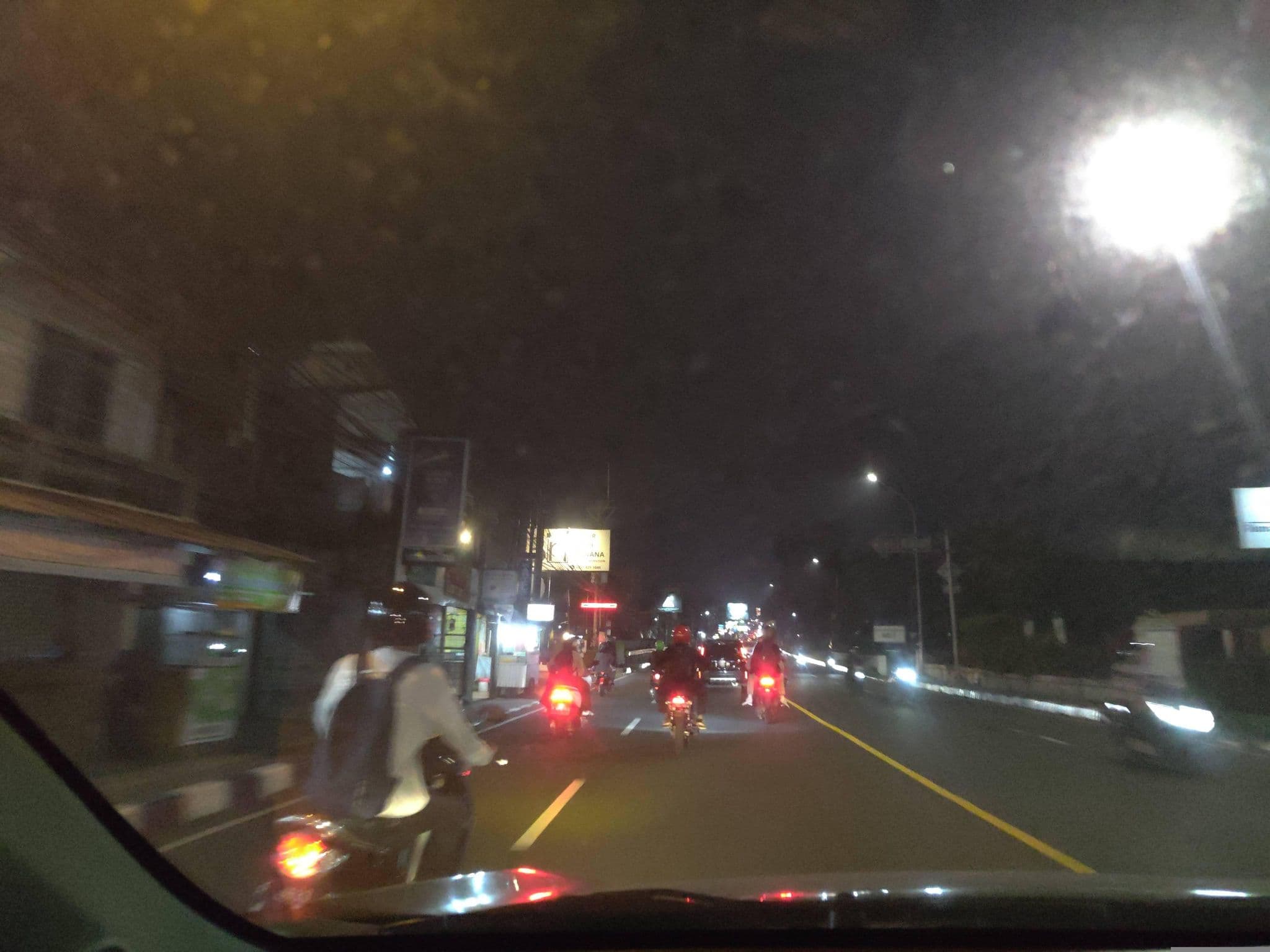 Street view near Villa Gilang, Caringin — © FotoPeta (CC BY-SA · Mapillary)