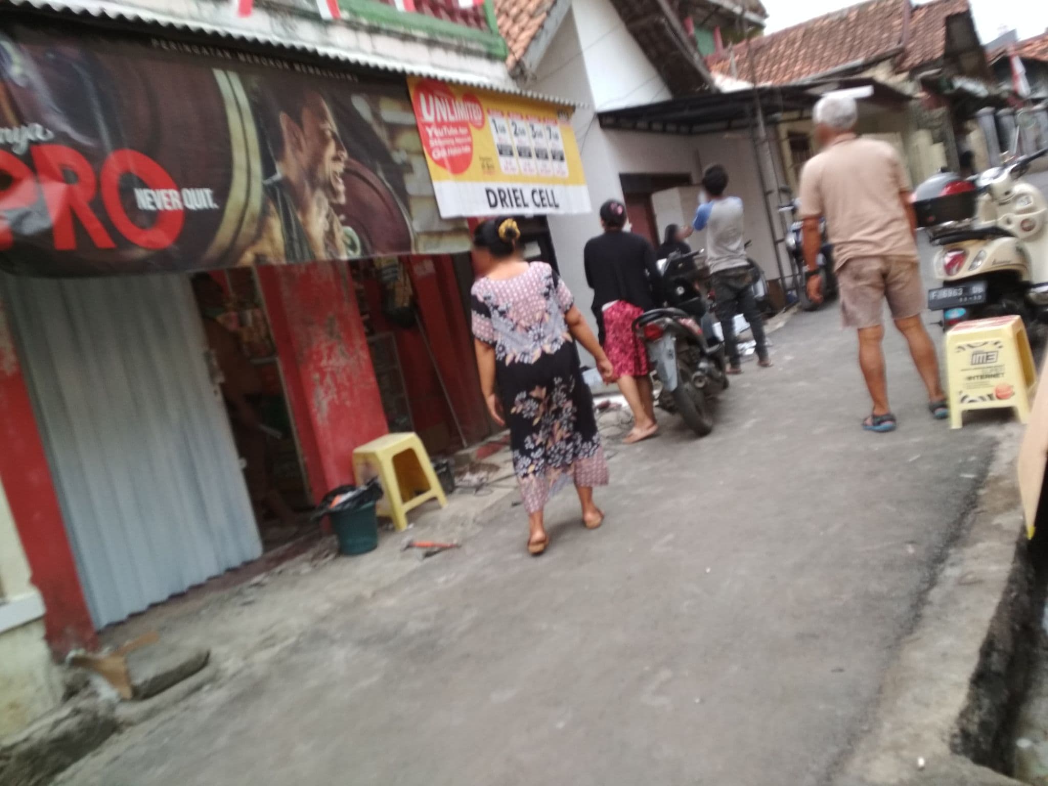 Street view near Wisma Byru, Ciampea — © anas_nasrullah (CC BY-SA · Mapillary)