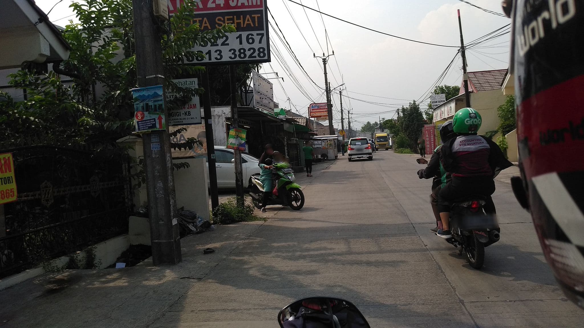 Street view near Kolam pancing, Bogor — © ayuekasundari (CC BY-SA · Mapillary)