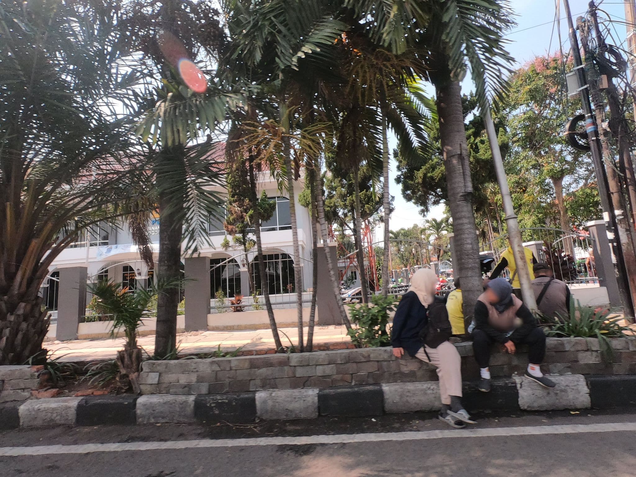 Street view near MinoL Room's, Bogor — © rsnaru (CC BY-SA · Mapillary)