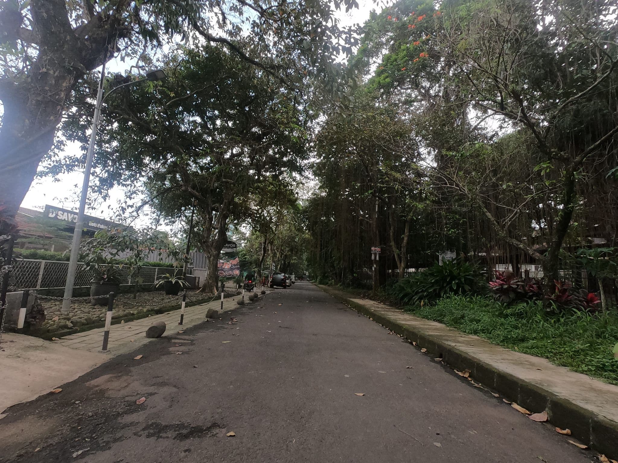 Street view near Bianco Costel, Bogor — © hannurahosea (CC BY-SA · Mapillary)