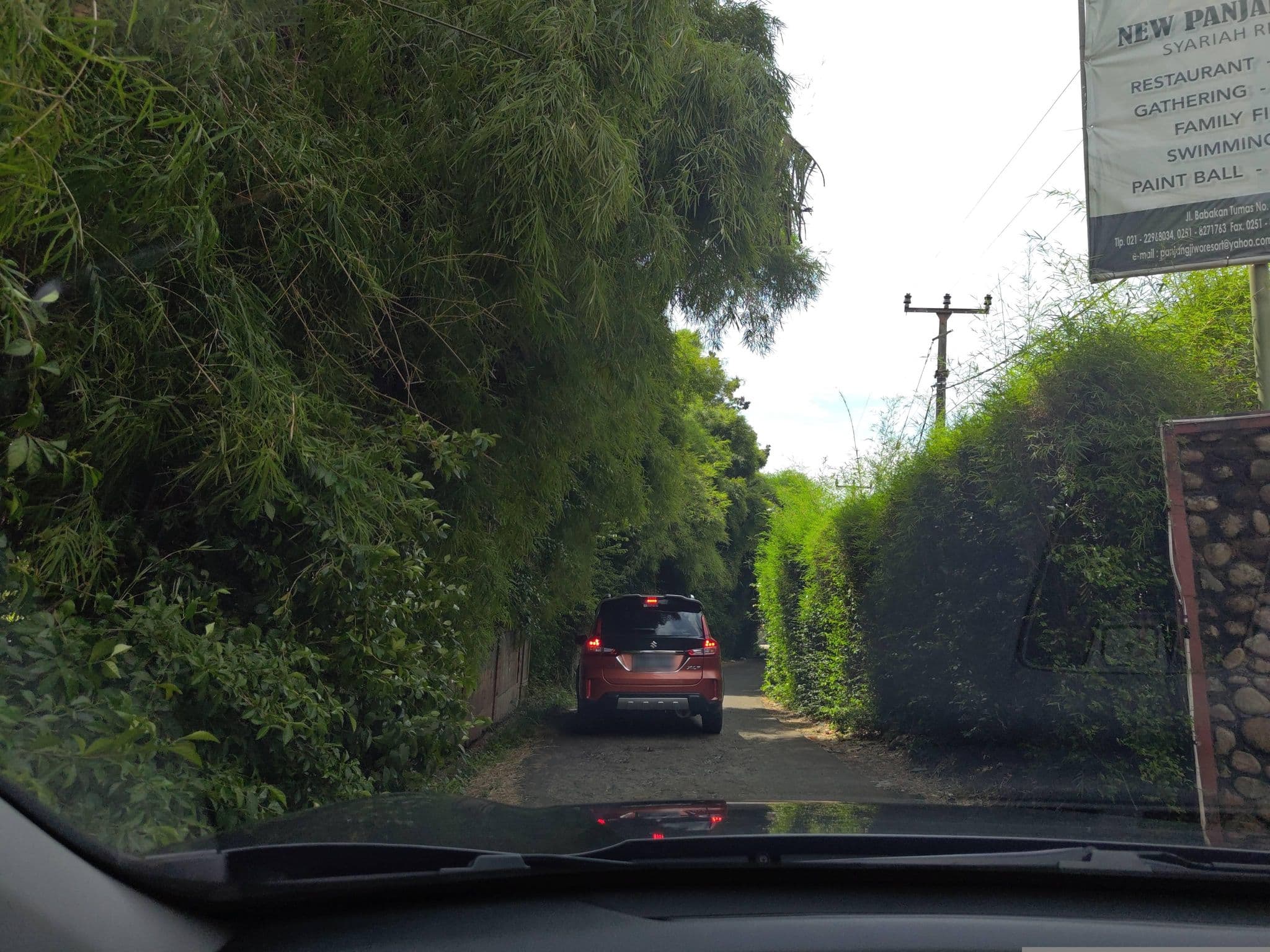 Street view near Vila Sido Asih, Panjang Jiwo Resort, Bogor — © FotoPeta (CC BY-SA · Mapillary)