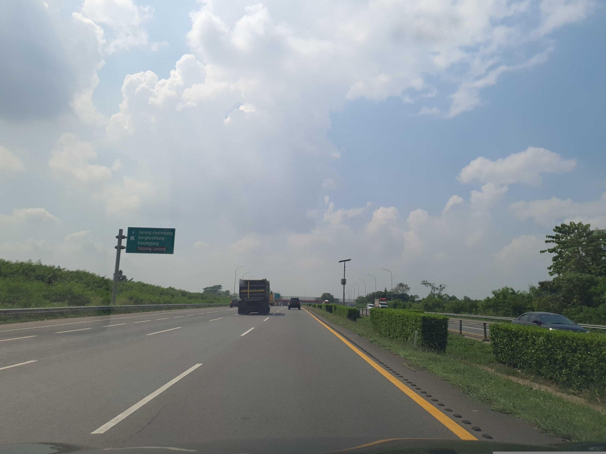 Street view near Hotel Losari, Serang — © FotoPeta (CC BY-SA · Mapillary)