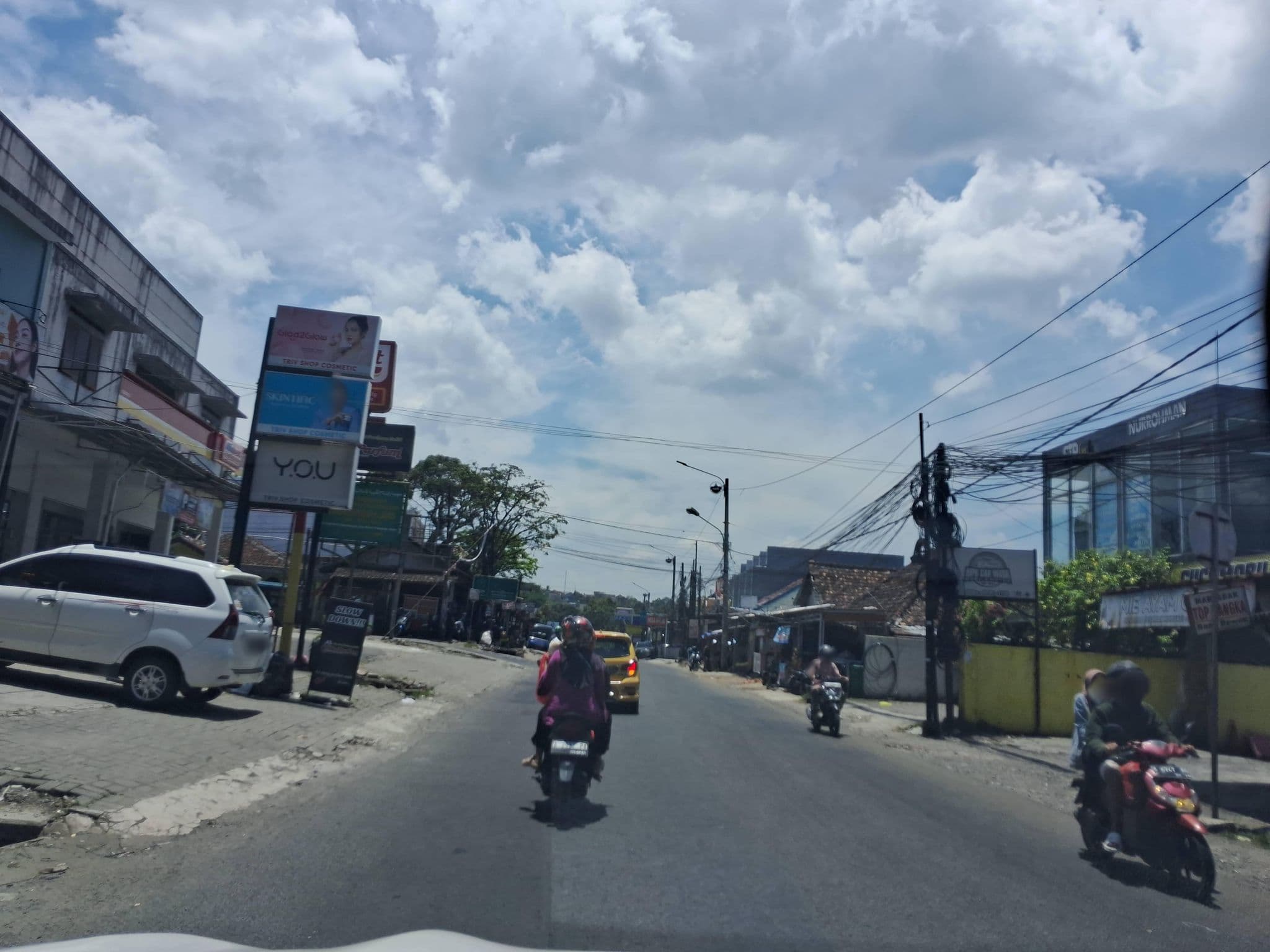 Street view near Karibea Krakatau Resort, Pandeglang — © Kaart_Local (CC BY-SA · Mapillary)
