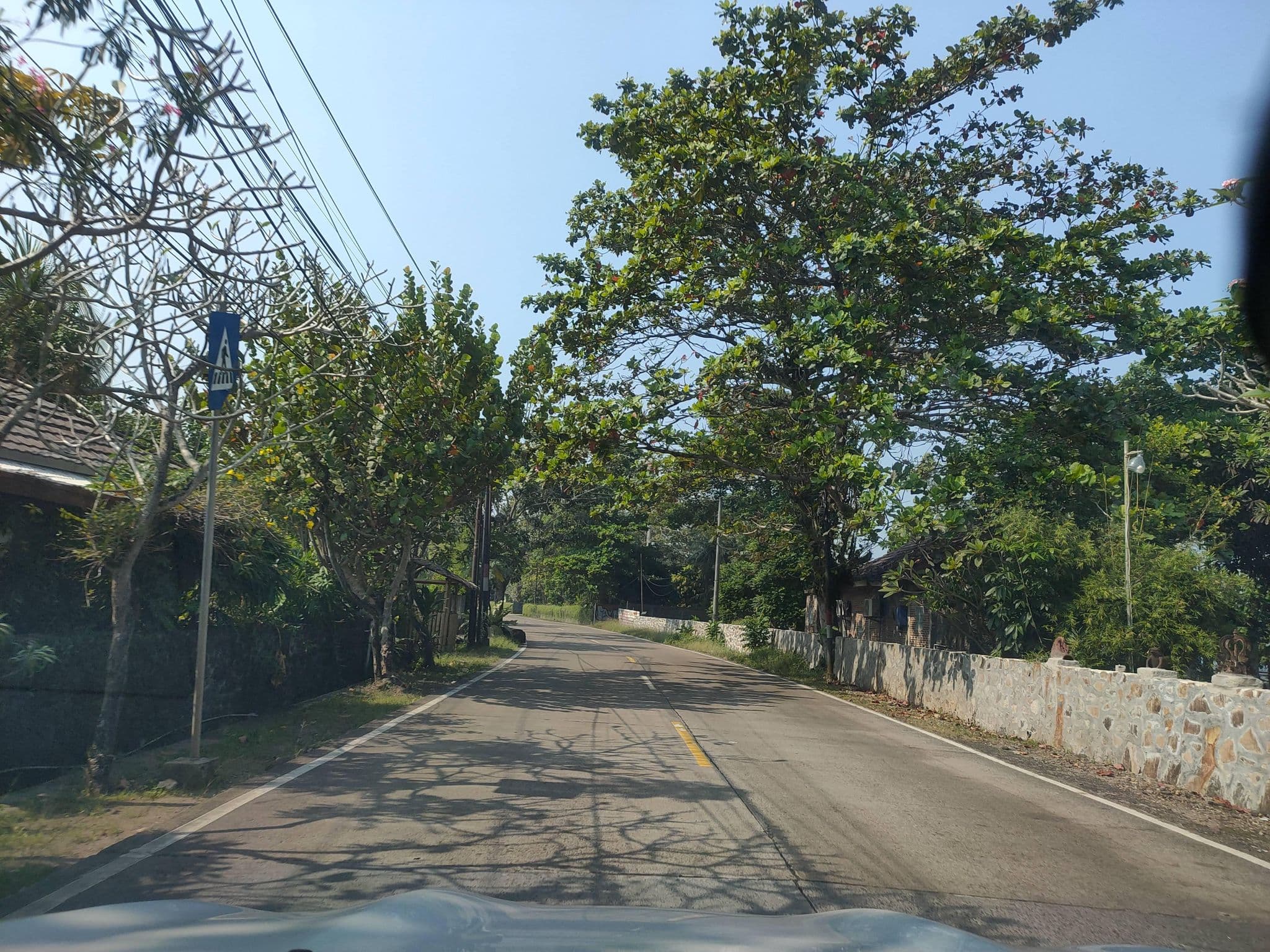 Street view near Lucia Resort, Labuan — © Kaart_Local (CC BY-SA · Mapillary)