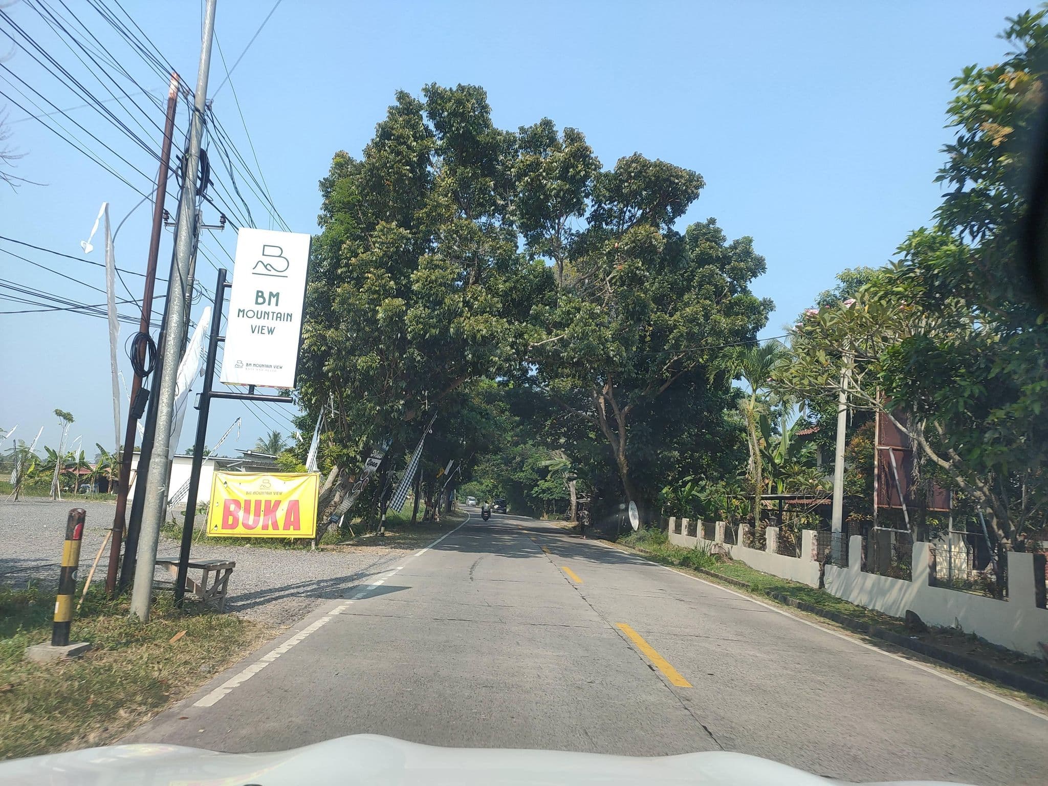 Street view near Villa Umbul Tanjung Resort, Labuan — © Kaart_Local (CC BY-SA · Mapillary)