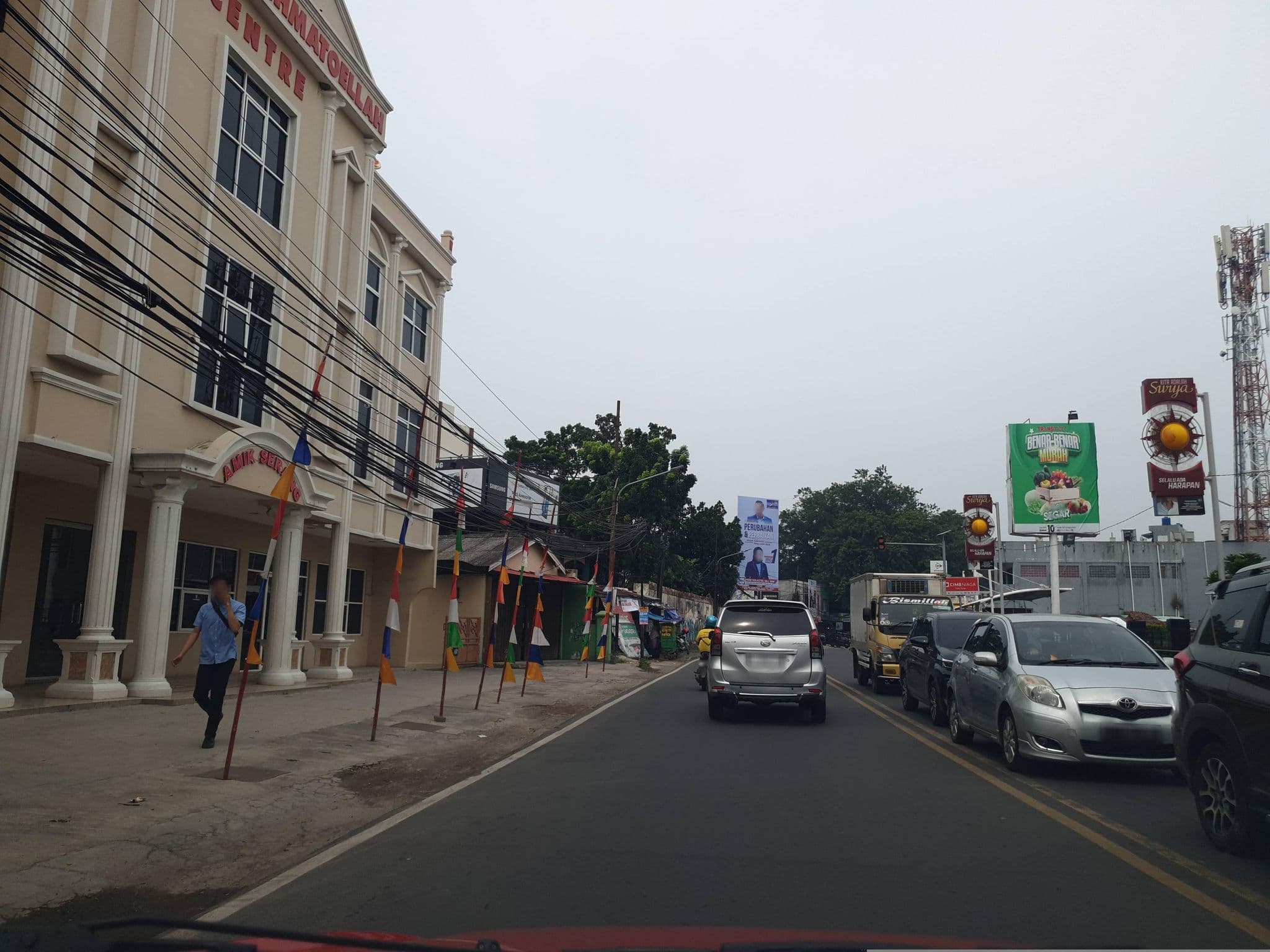 Street view near Hotel Grand Tropic, Serang — © Kaart_Local (CC BY-SA · Mapillary)