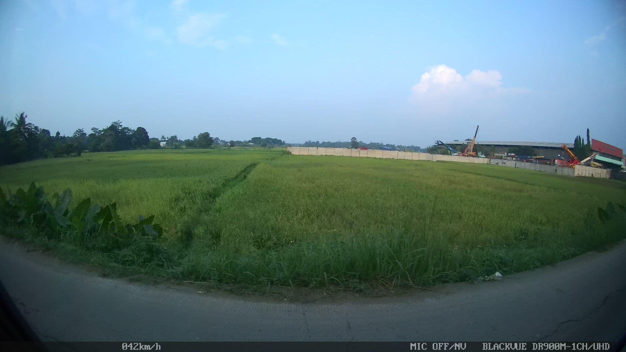 Street view near Hotel Shangri-La, Executive Floor, Curug — © kaart_2 (CC BY-SA · Mapillary)