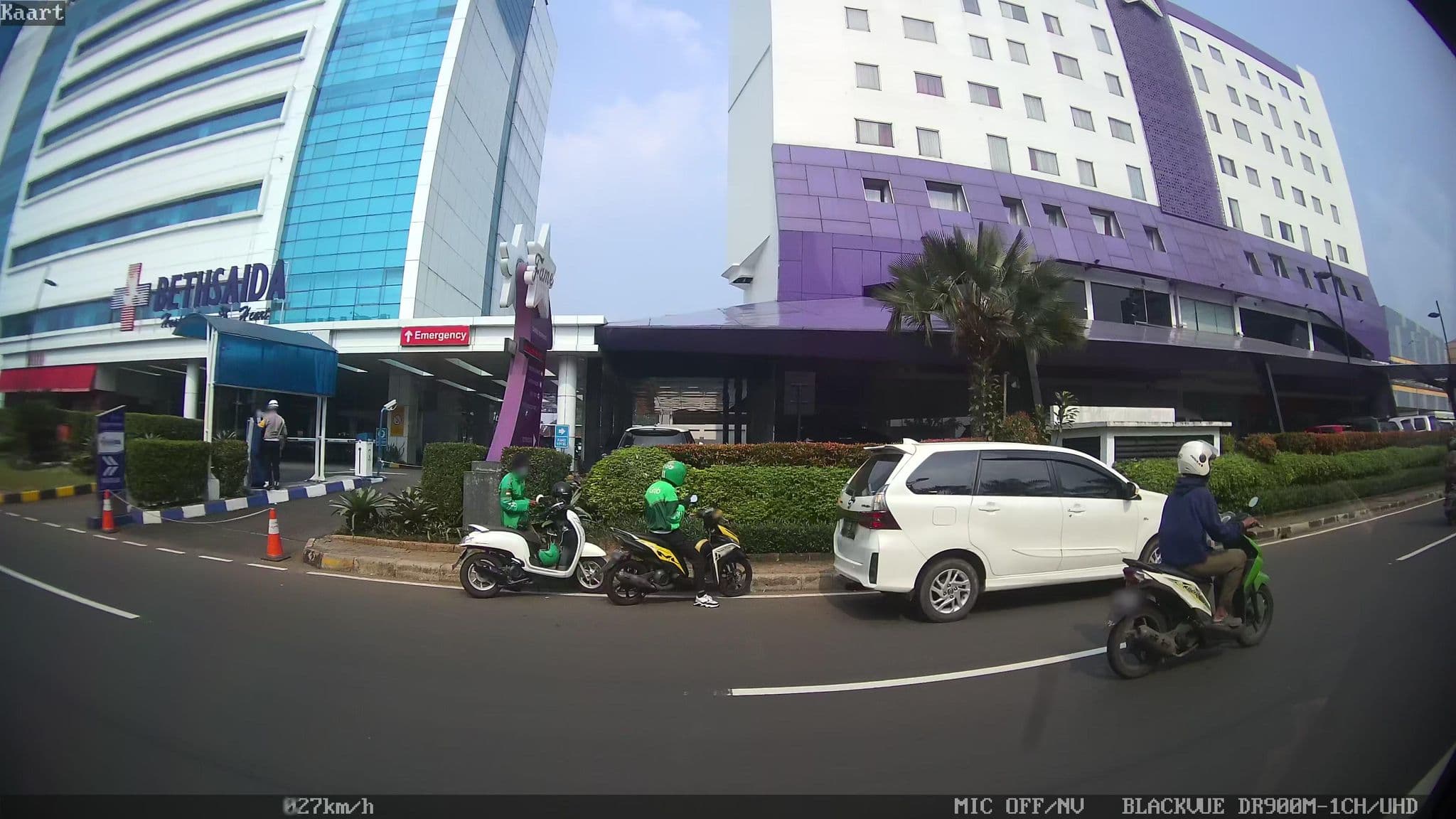 Street view near Fame Hotel, Curug — © kaart_2 (CC BY-SA · Mapillary)