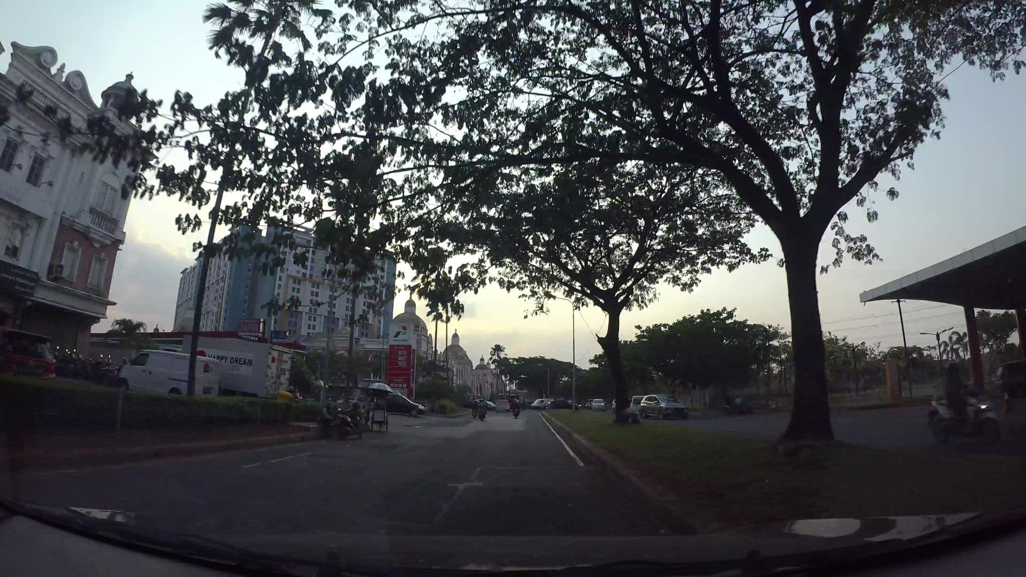 Street view near Aston, Tangerang — © kaart_2 (CC BY-SA · Mapillary)