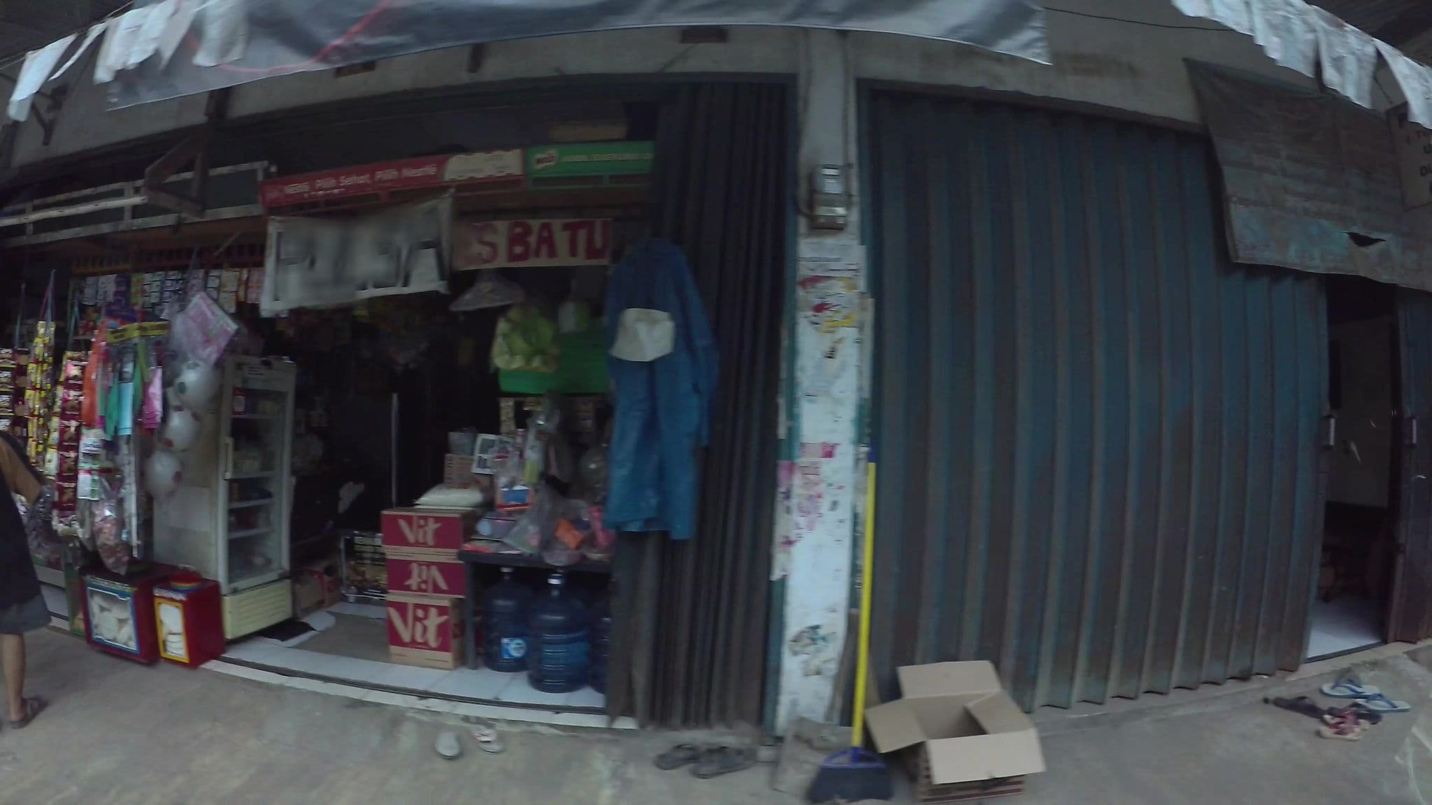 Street view near Kost Kencana, Serpong — © kaart_3 (CC BY-SA · Mapillary)
