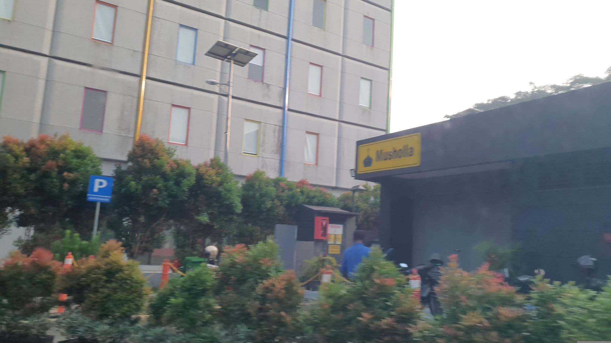 Street view near POP hotel BSD, Serpong — © FotoPeta (CC BY-SA · Mapillary)