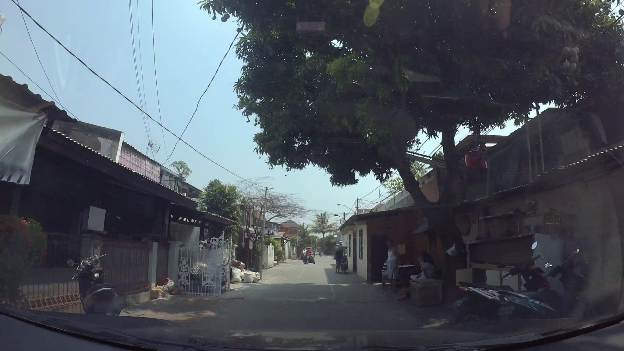 Street view near Kosan Bang Bonges, Tangerang — © kaart_2 (CC BY-SA · Mapillary)