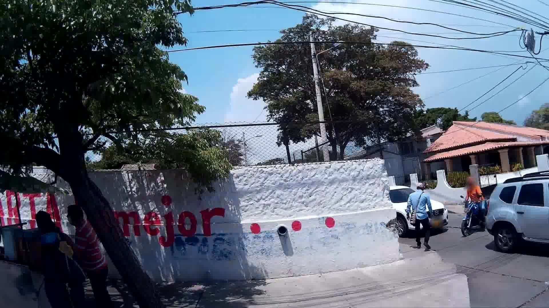 Street view near Distrito Hostel, Santa Marta
